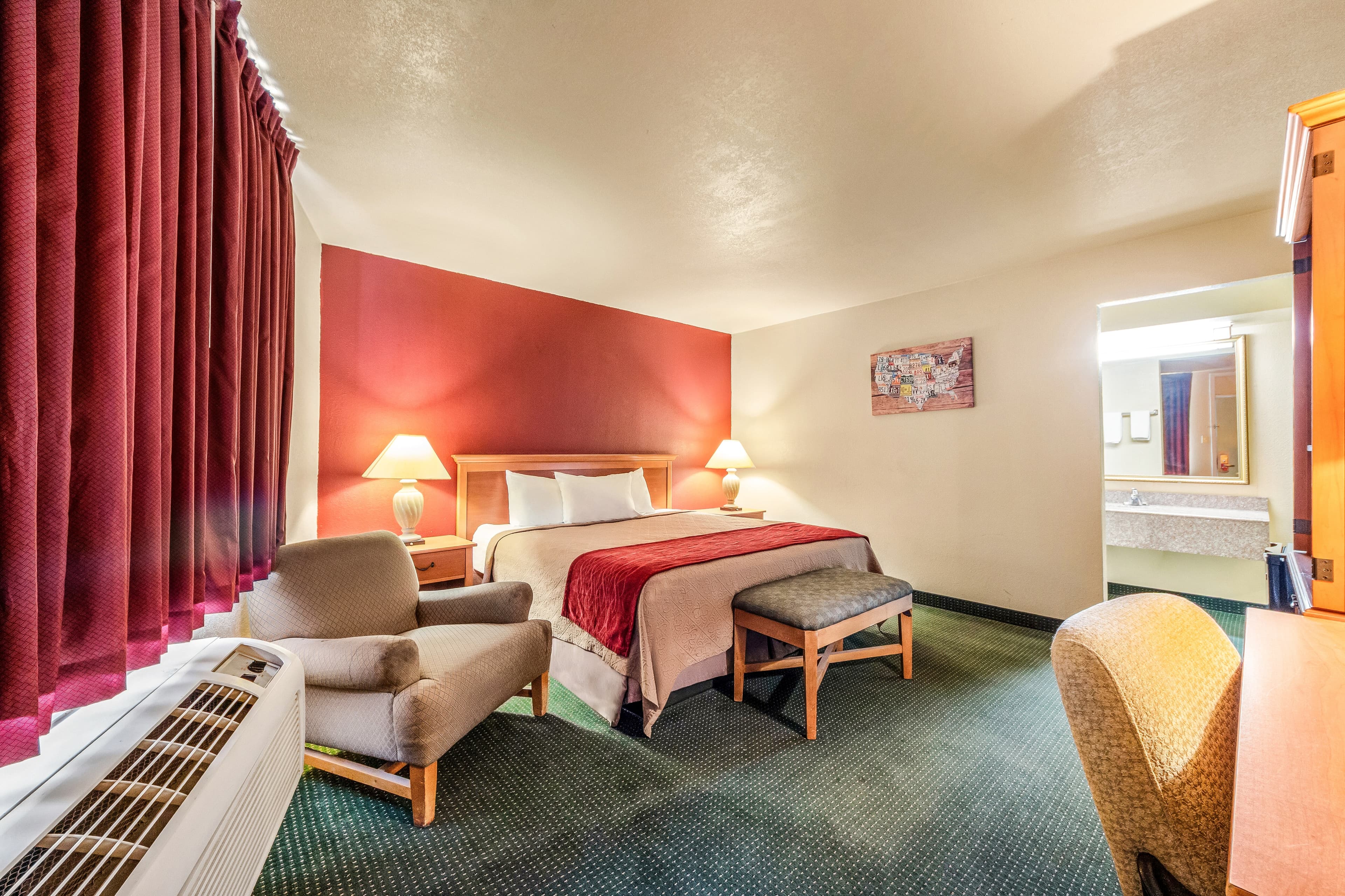 Econo Lodge Del Rio — 10