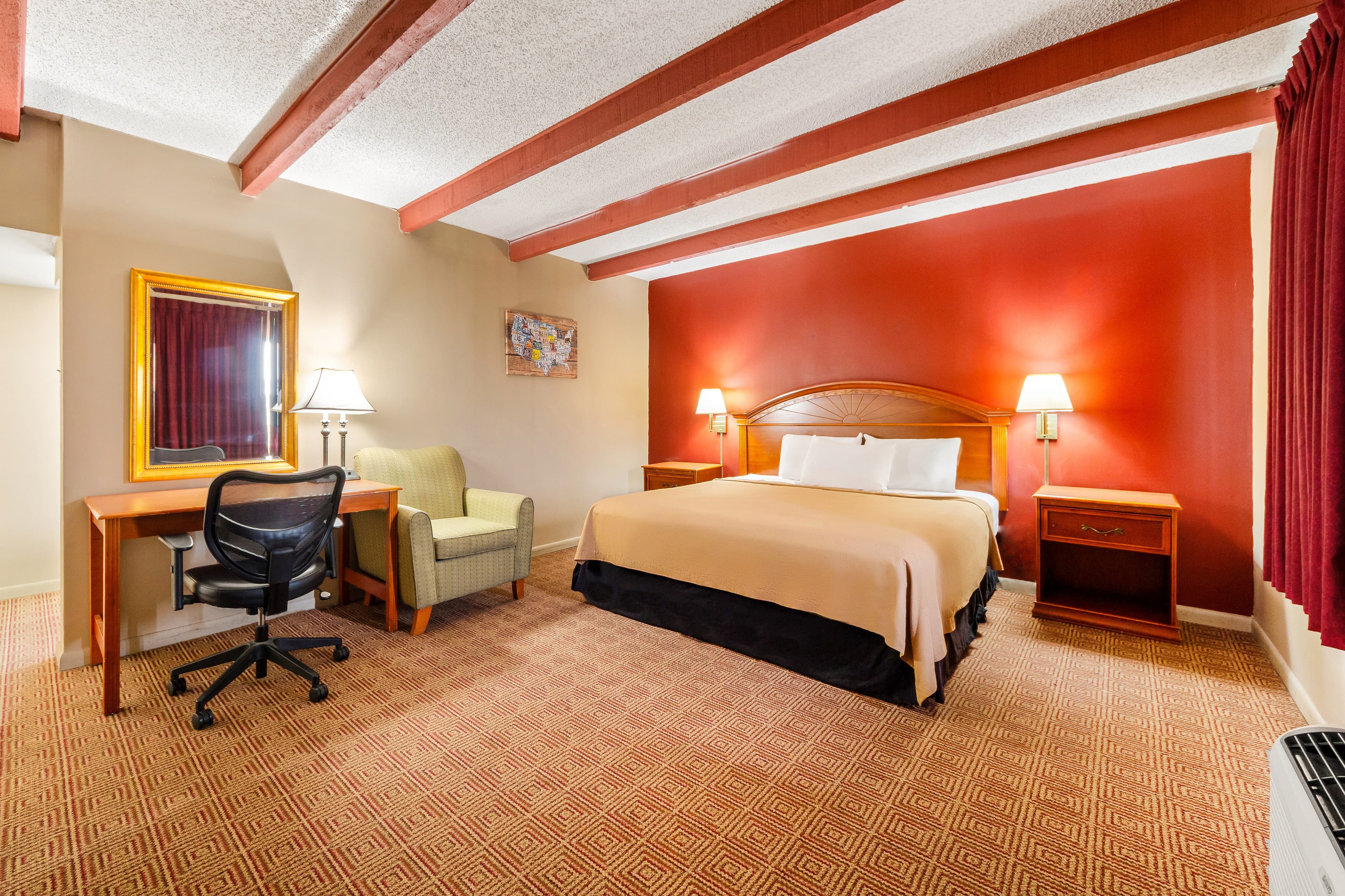 Econo Lodge Del Rio — 13
