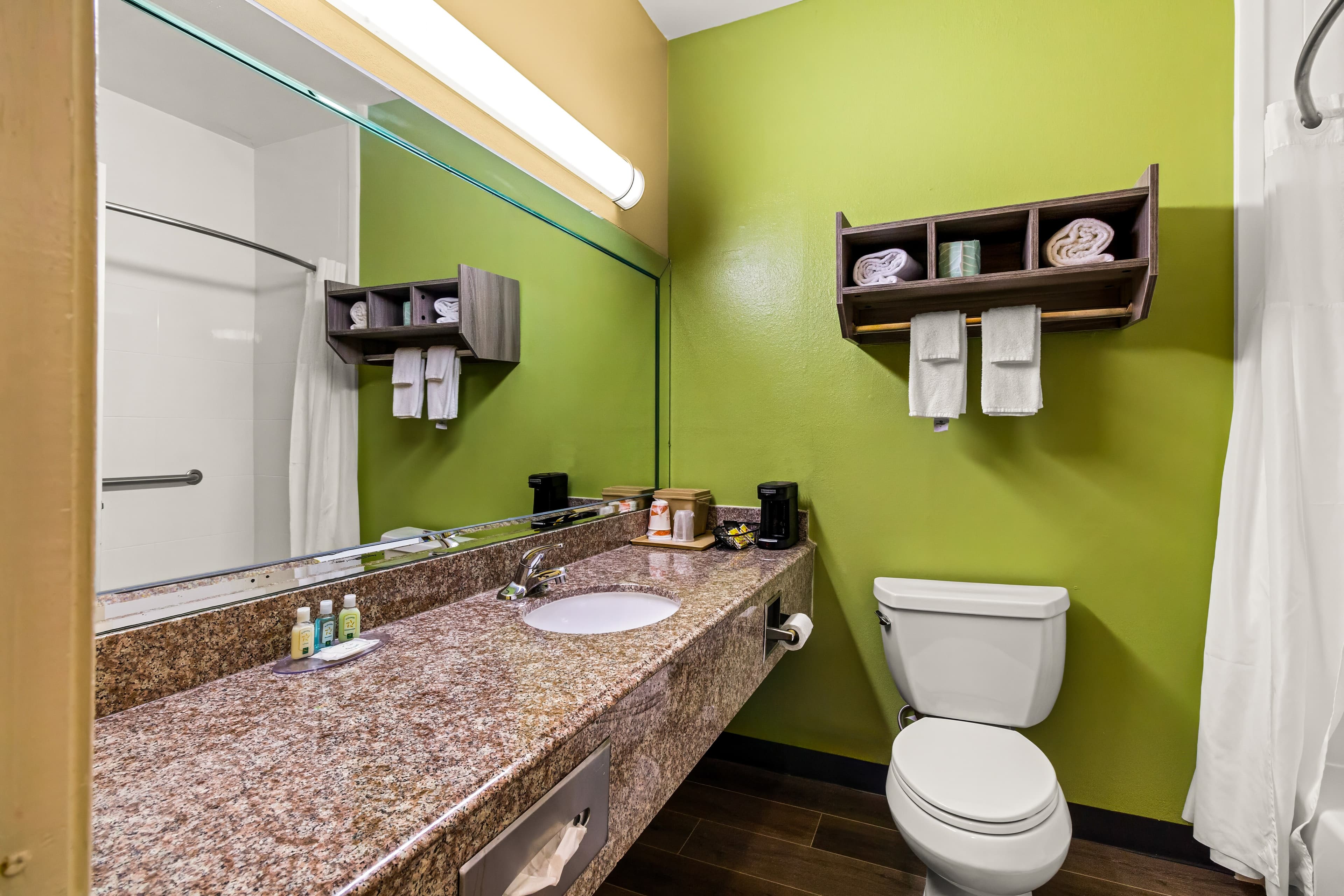 Quality Inn Bay City TX — 14