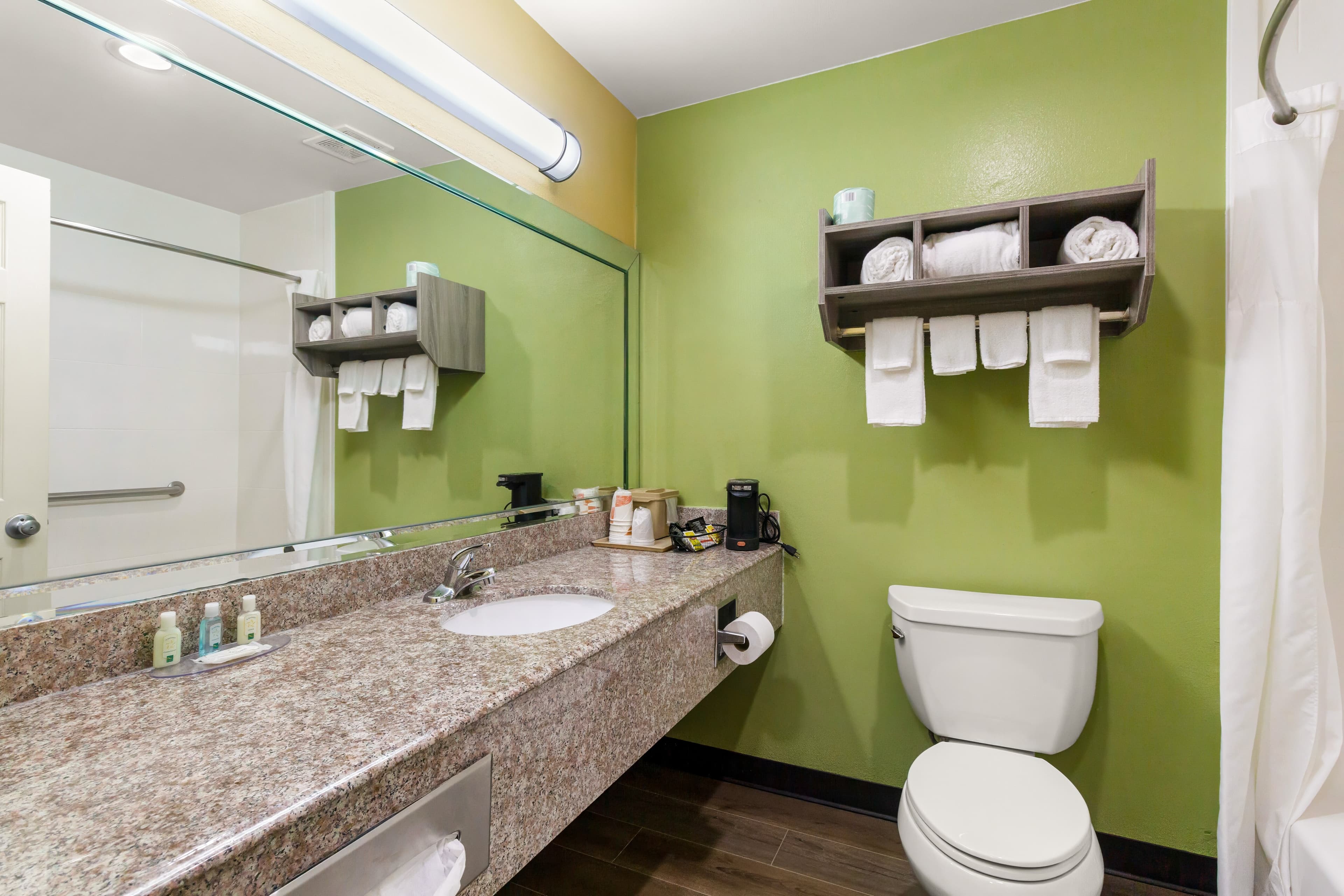 Quality Inn Bay City TX — 21