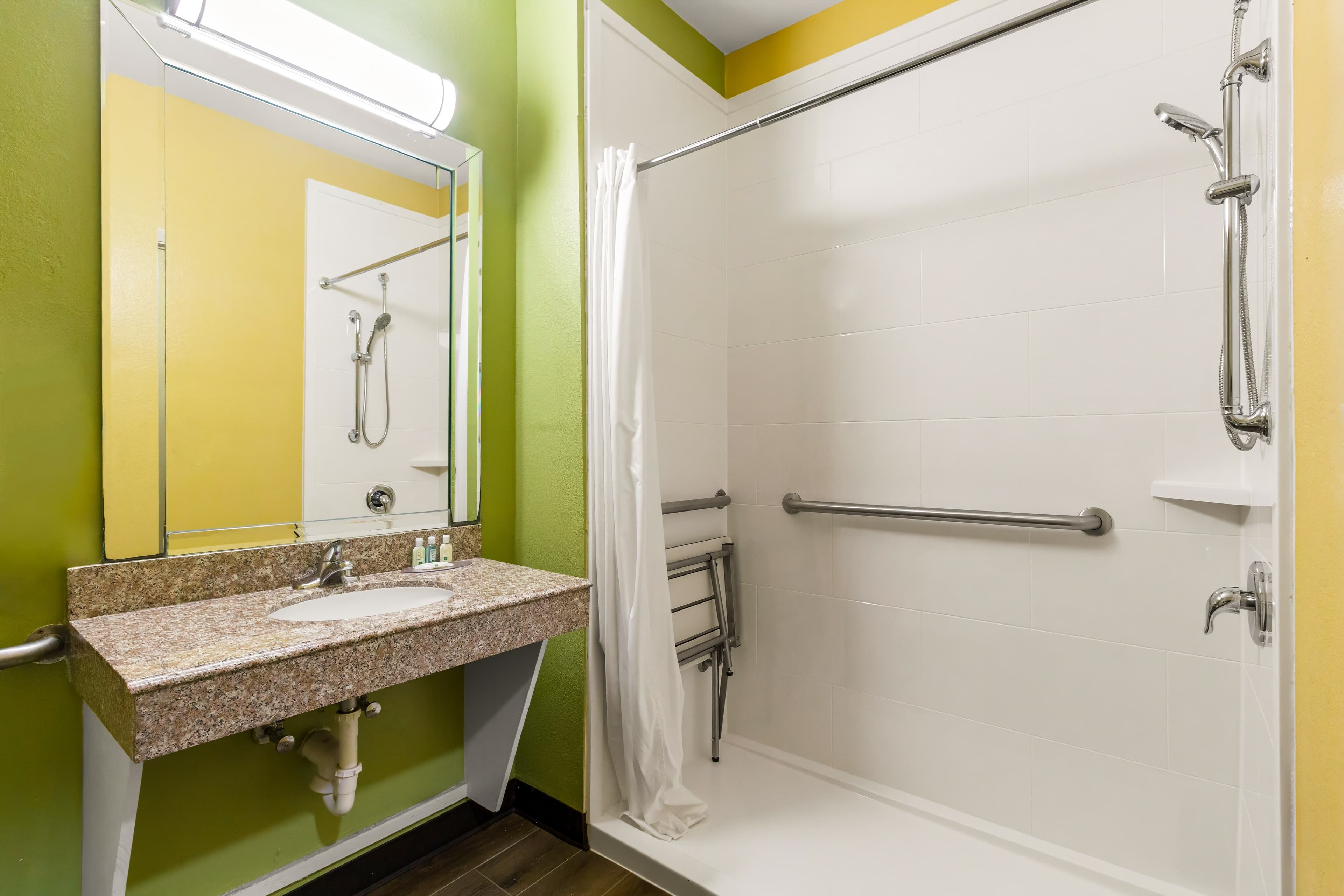 Quality Inn Bay City TX - Image 3