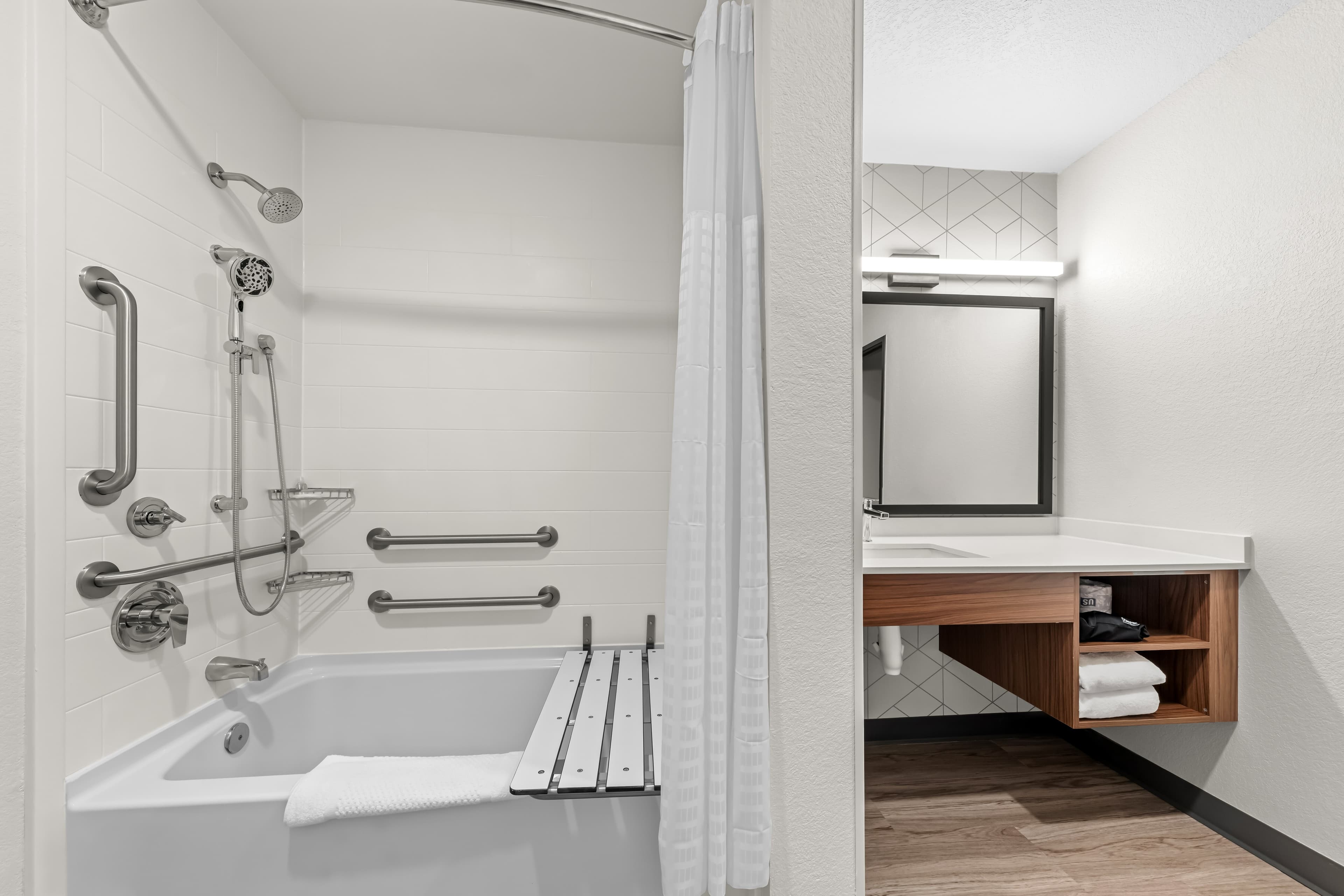 Everhome Suites Waco — 9
