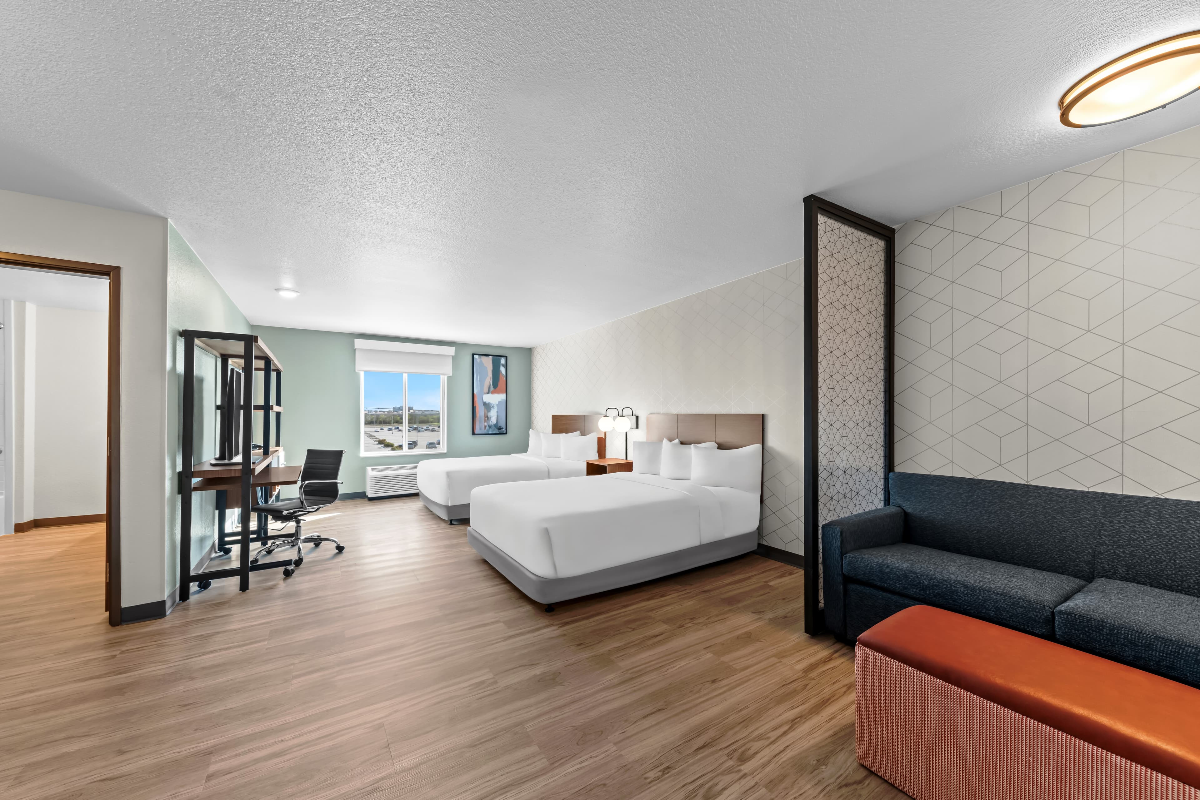 Everhome Suites Waco — 10