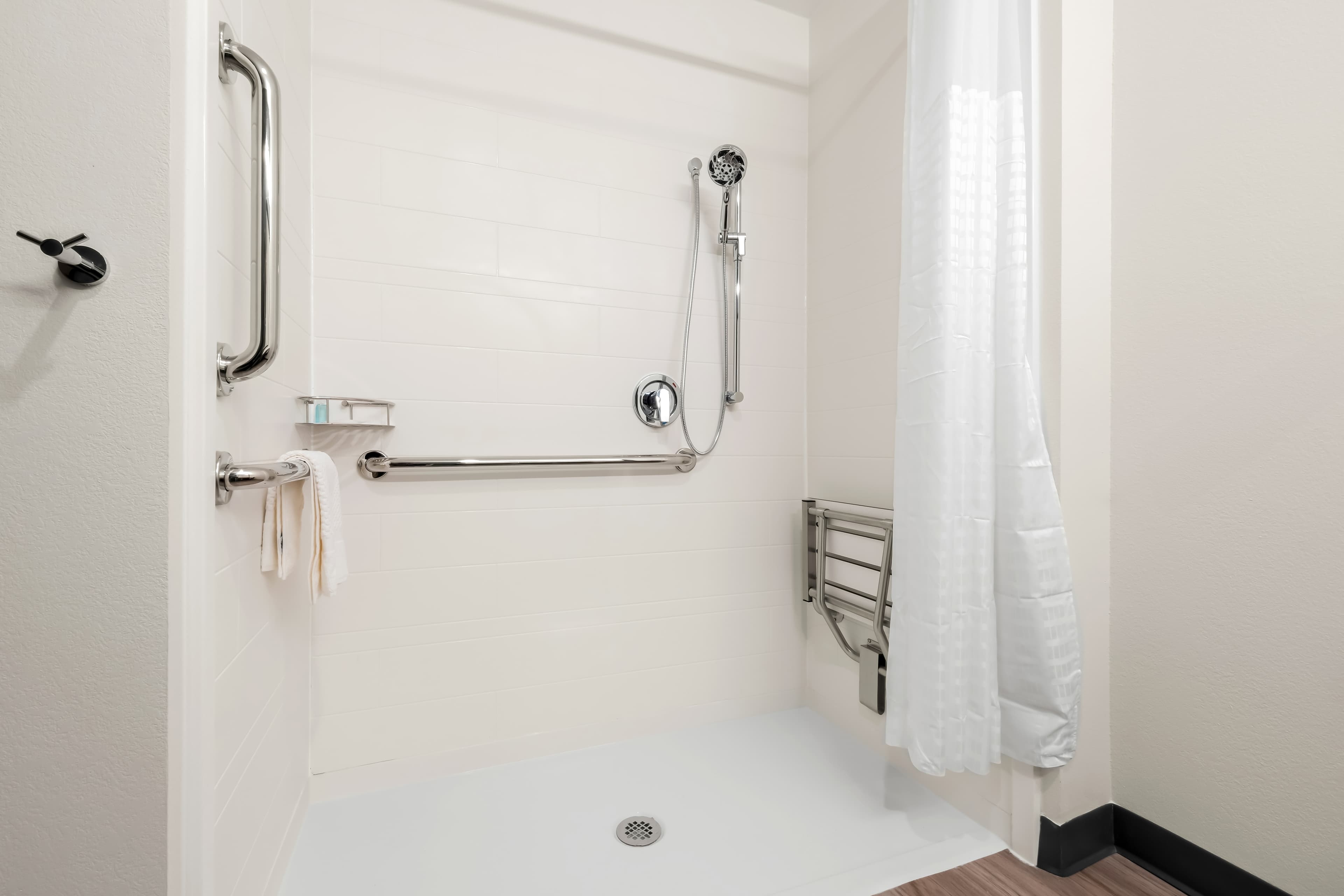 Everhome Suites Amarillo West - Medical Center — 14