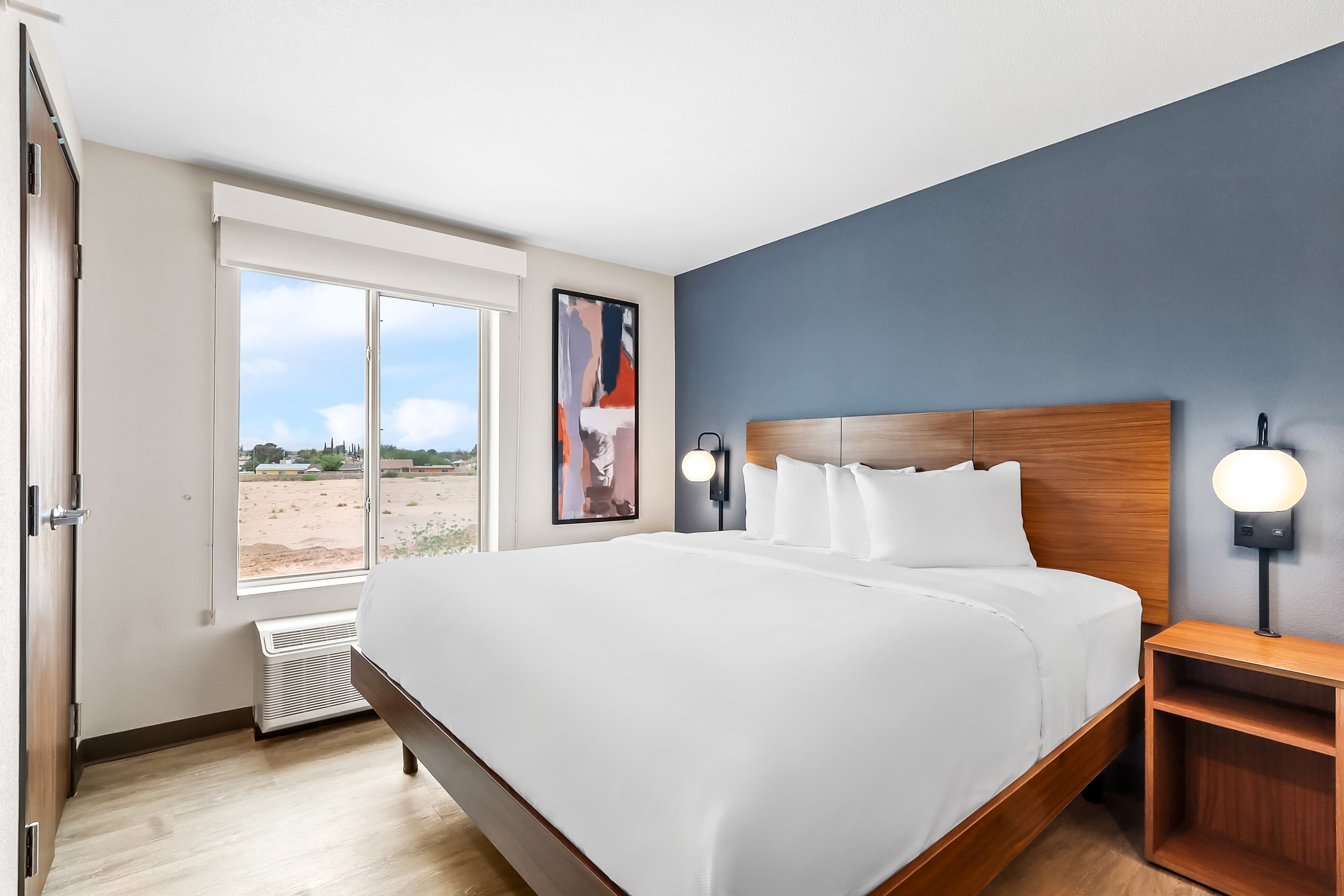 Everhome Suites El Paso Airport near Fort Bliss - Image 4