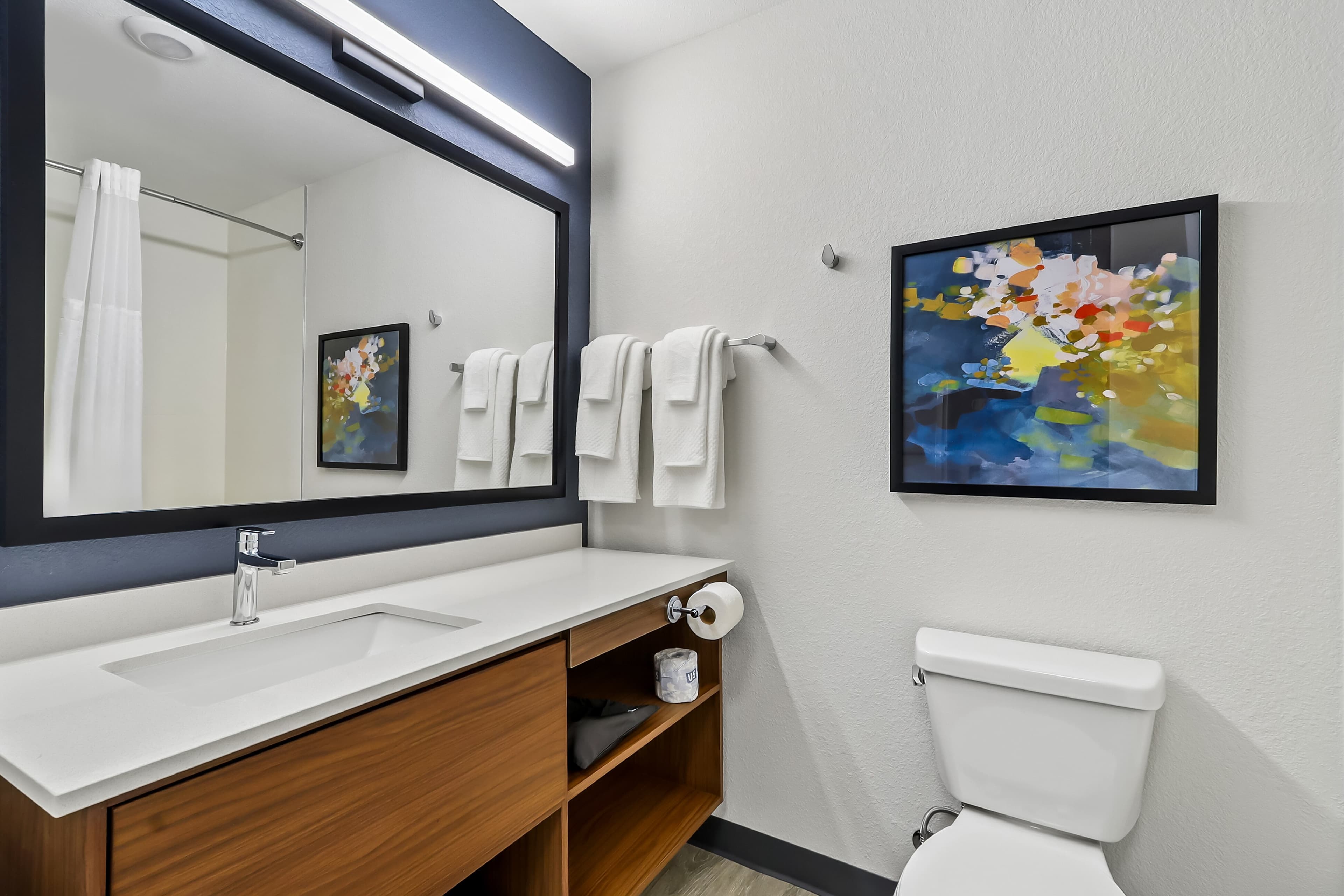 Everhome Suites El Paso Airport near Fort Bliss — 21