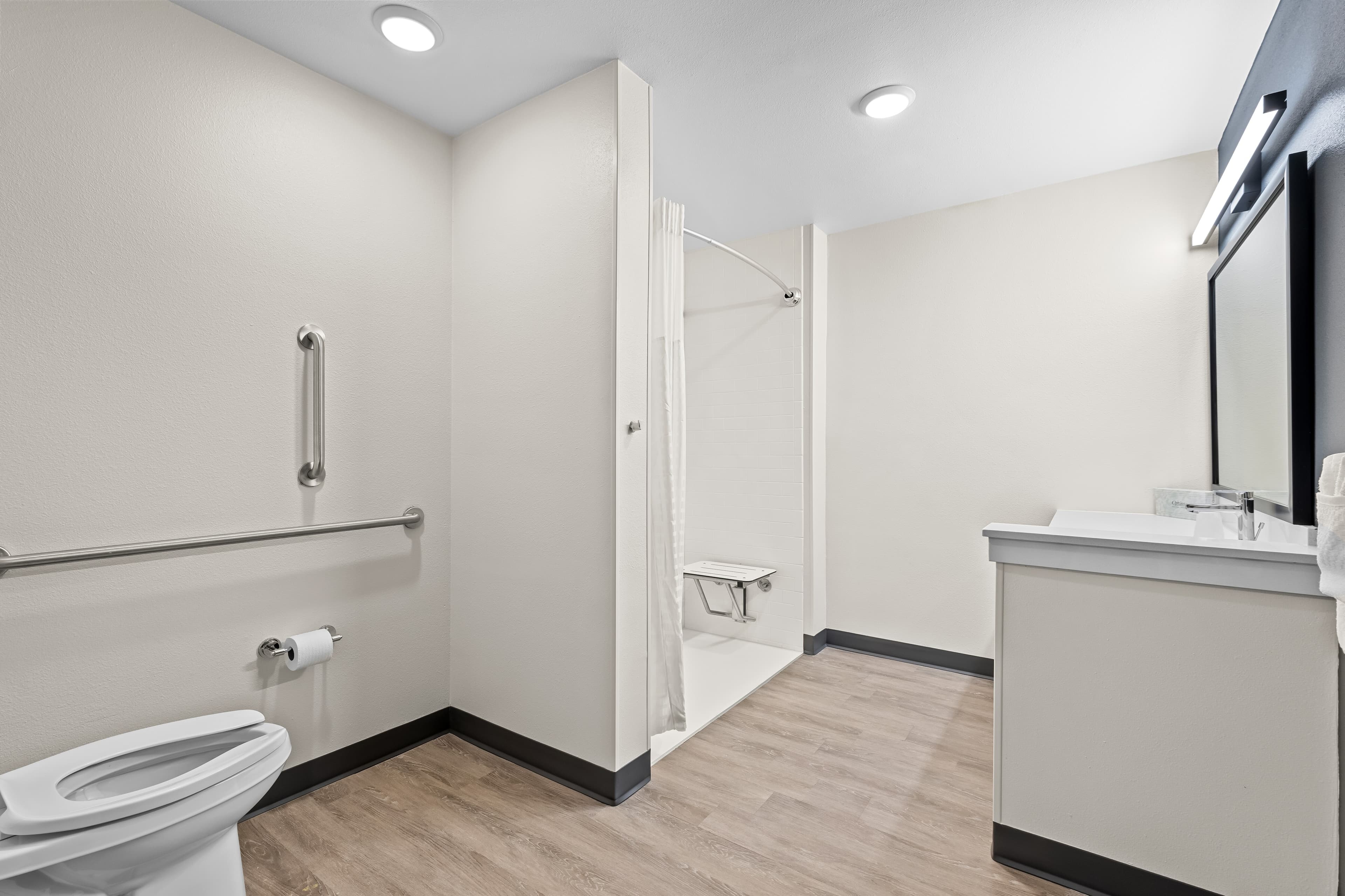 Everhome Suites Brownsville — 10