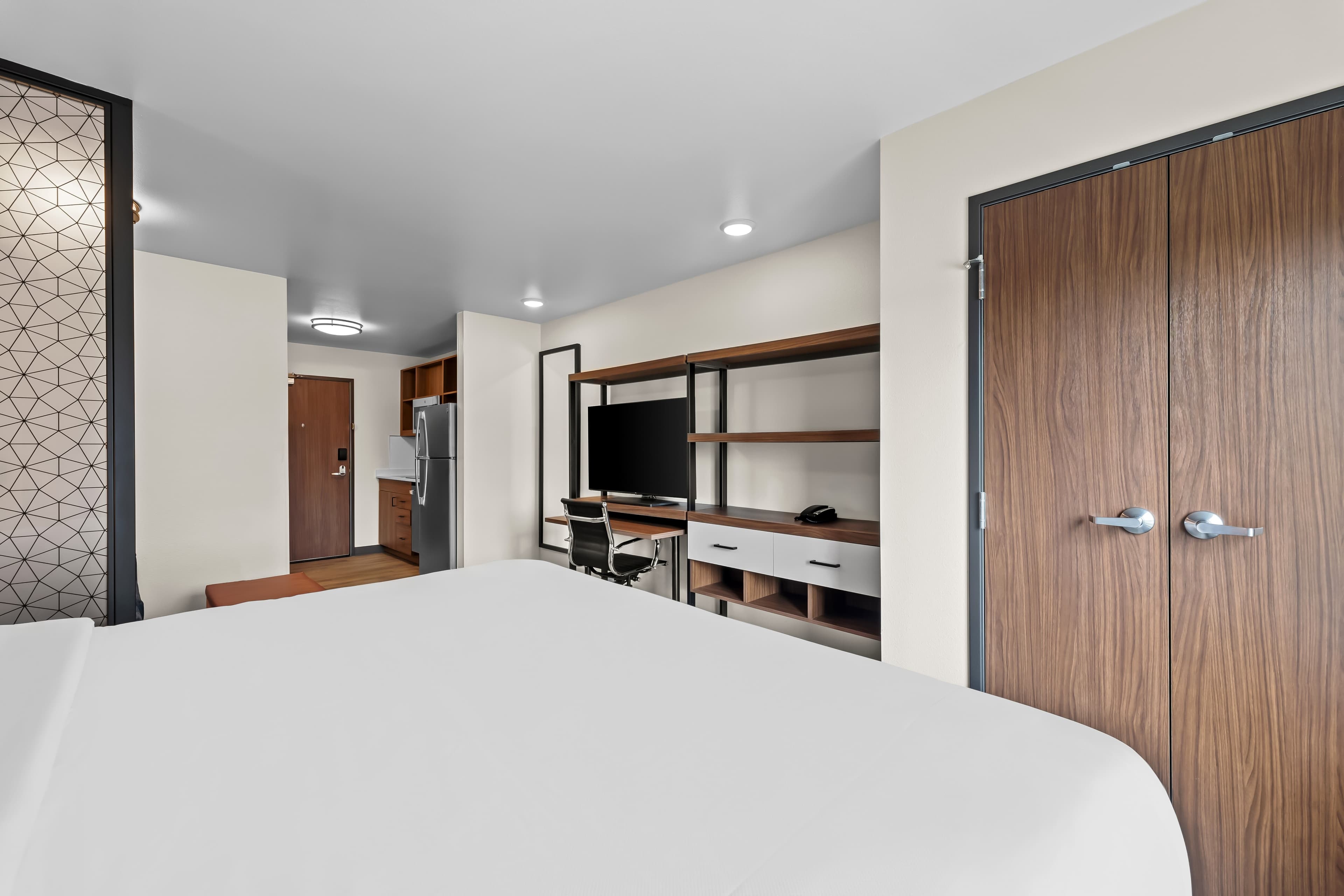 Everhome Suites Brownsville - Image 4