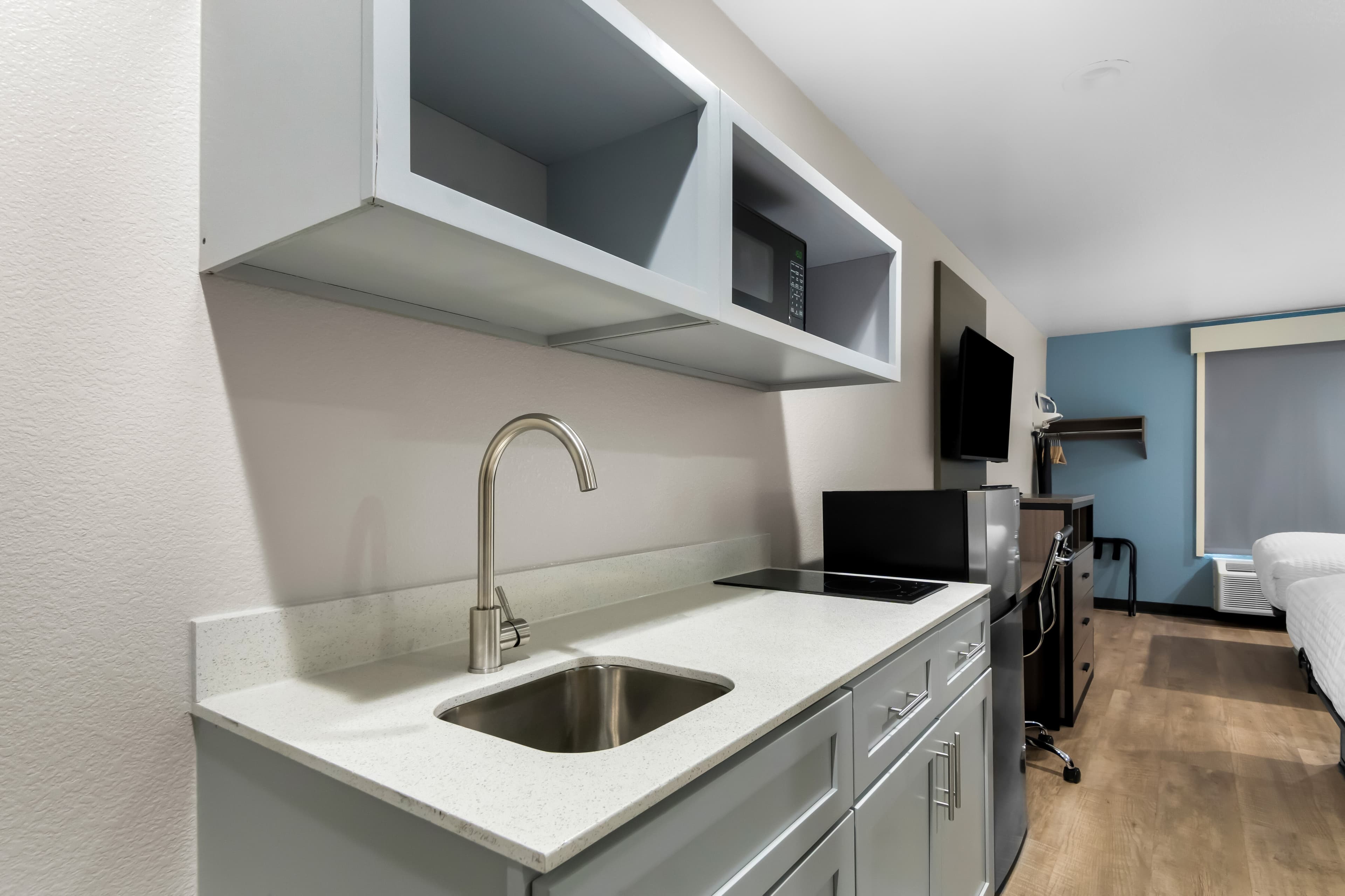 Clarion Pointe Fort Worth East - Arlington — 9
