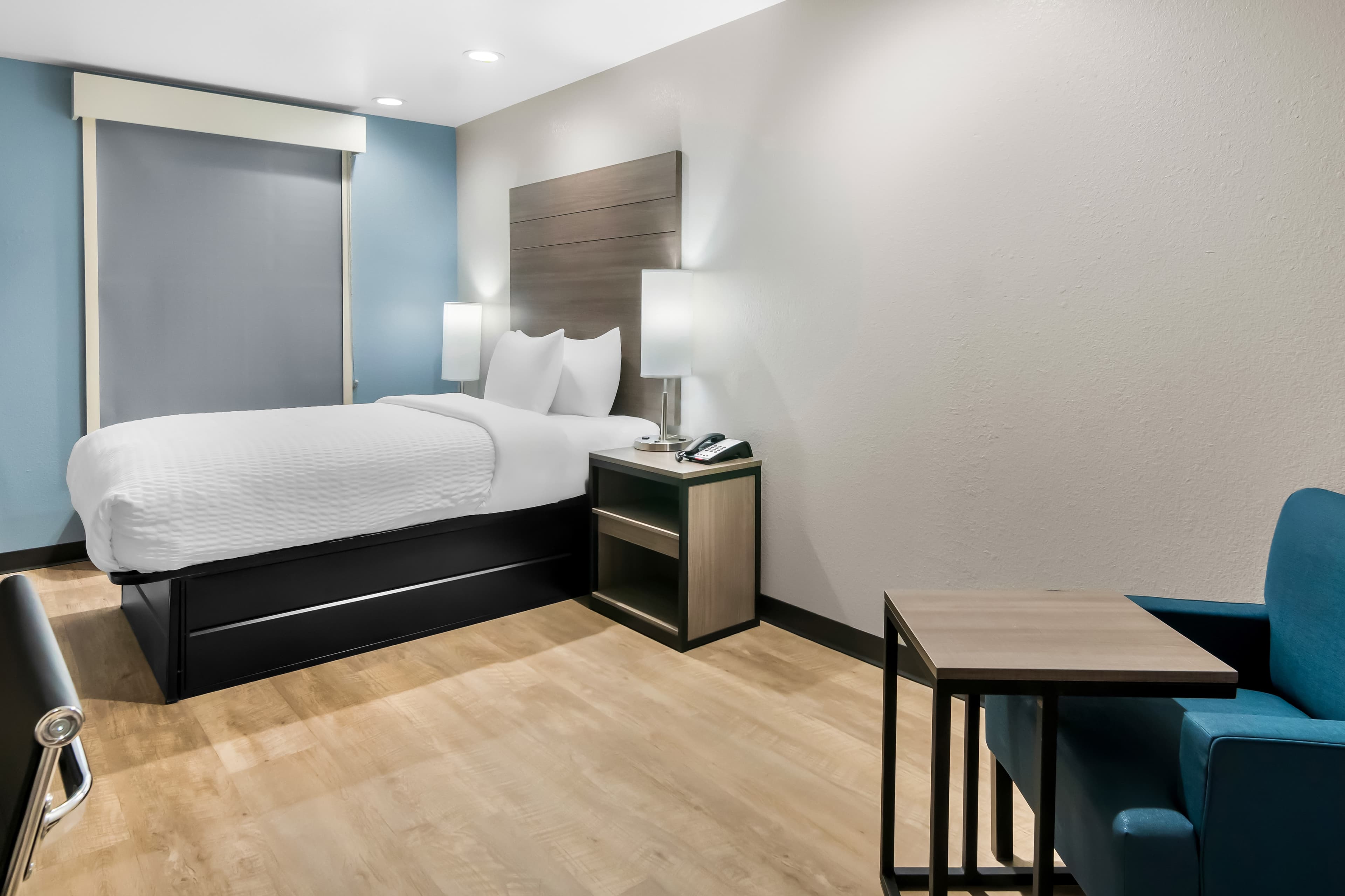 Clarion Pointe Fort Worth East - Arlington — 10
