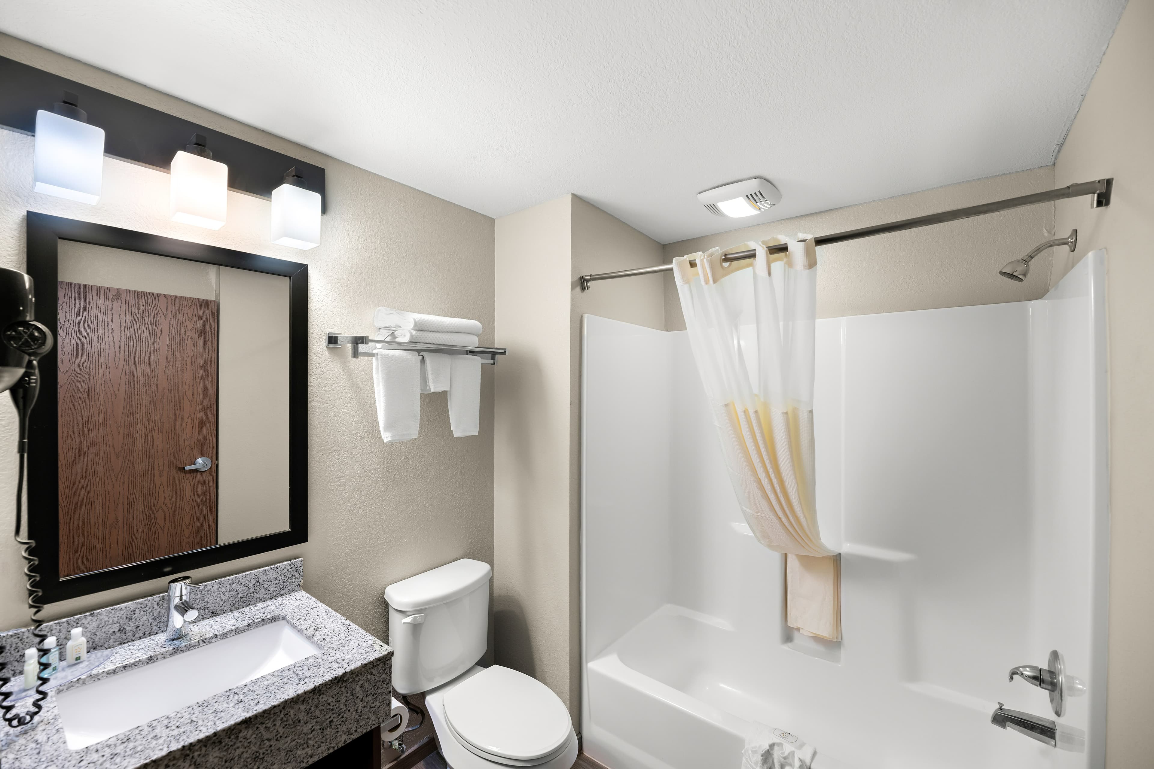 Quality Inn & Suites Big Spring — 37