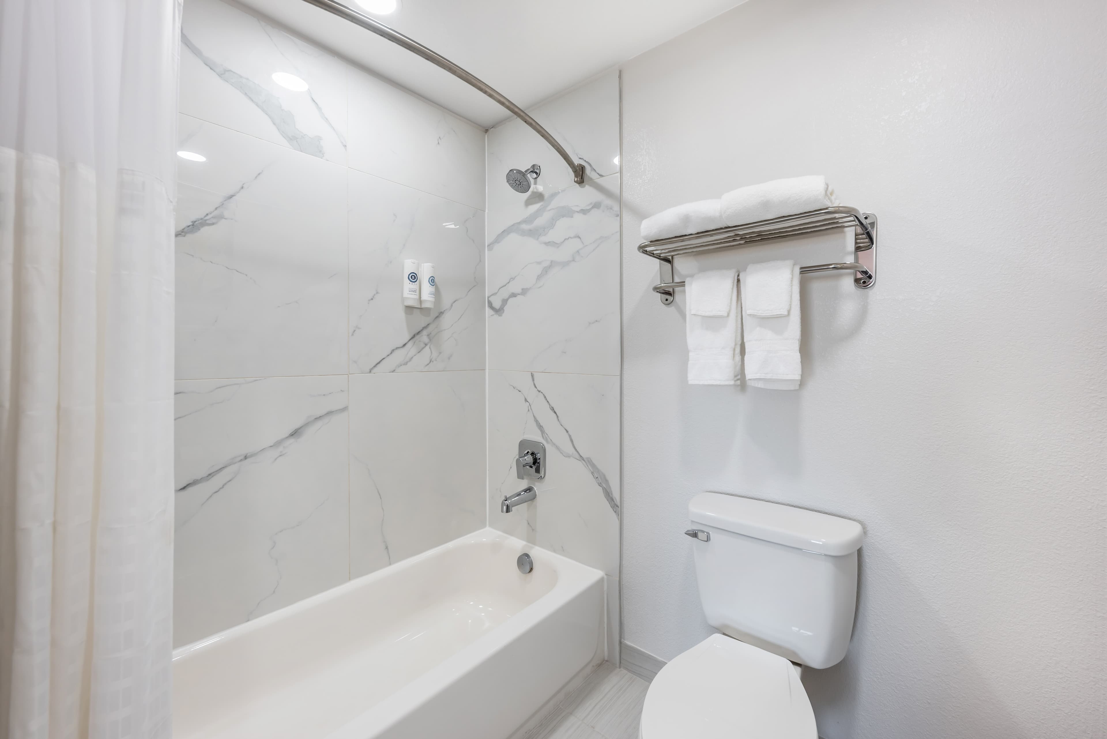 Comfort Inn & Suites Belton Temple South I-35 — 9