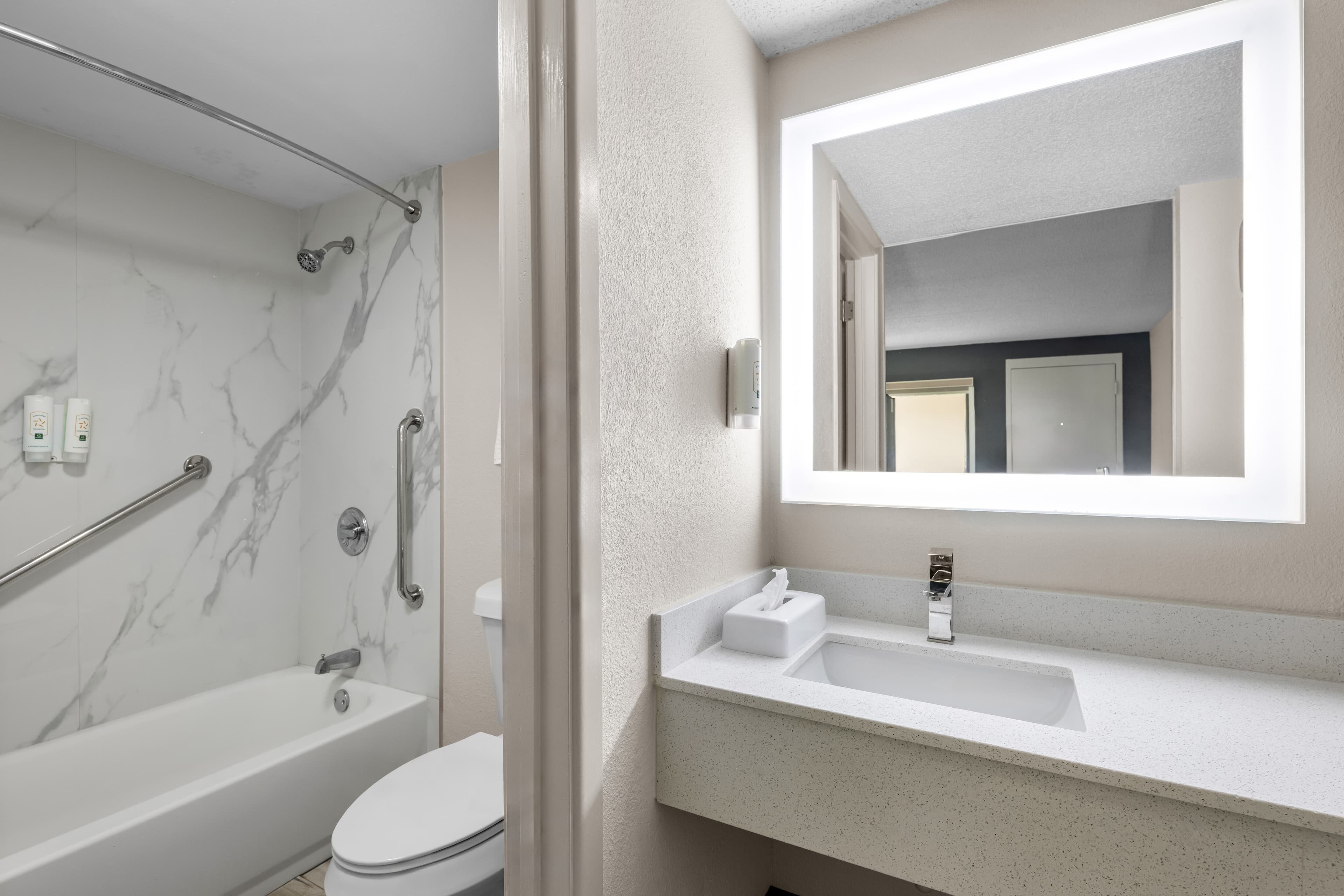 Quality Inn Odessa near University - Image 5