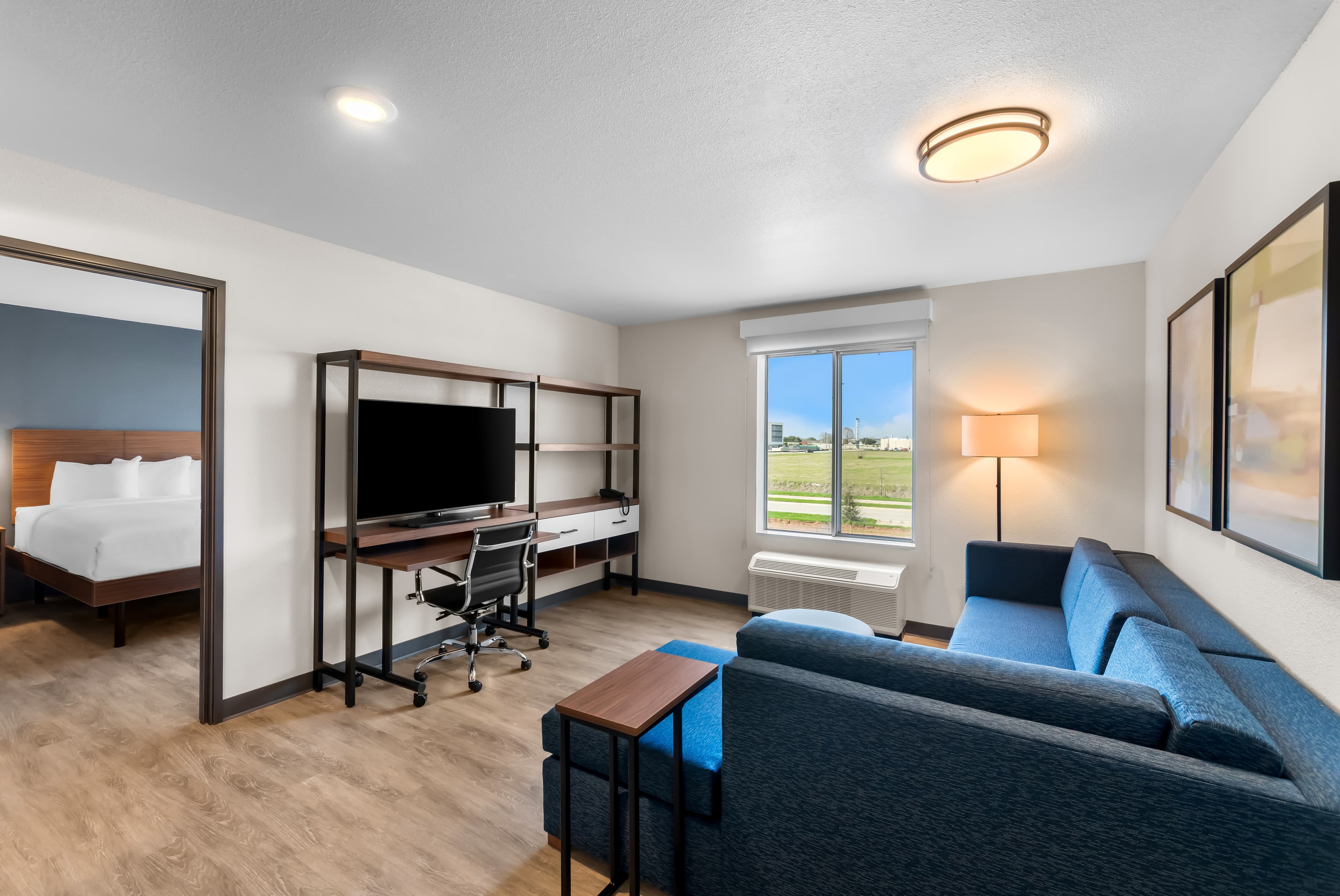 Everhome Suites Bastrop — 30