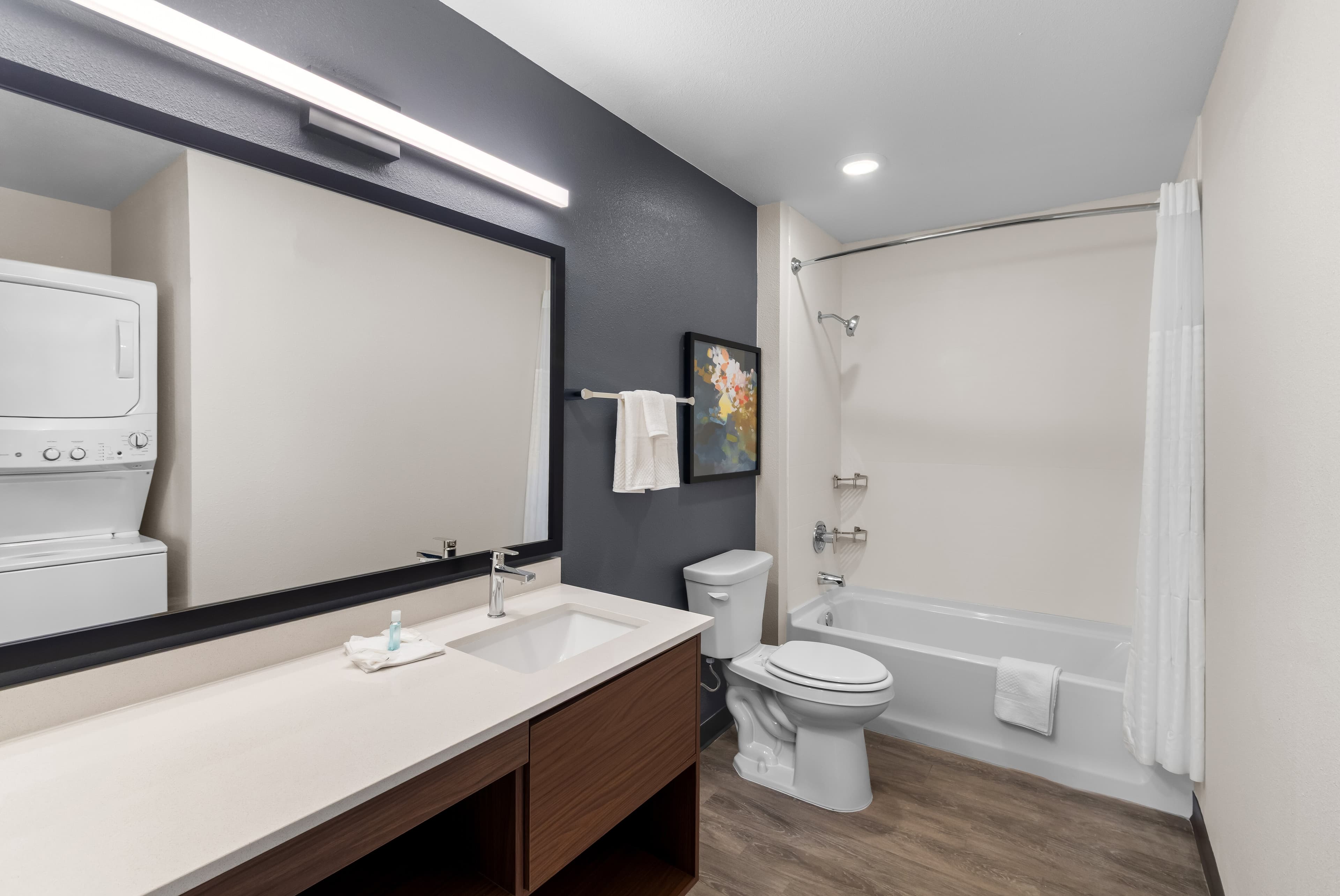 Everhome Suites Bastrop — 33
