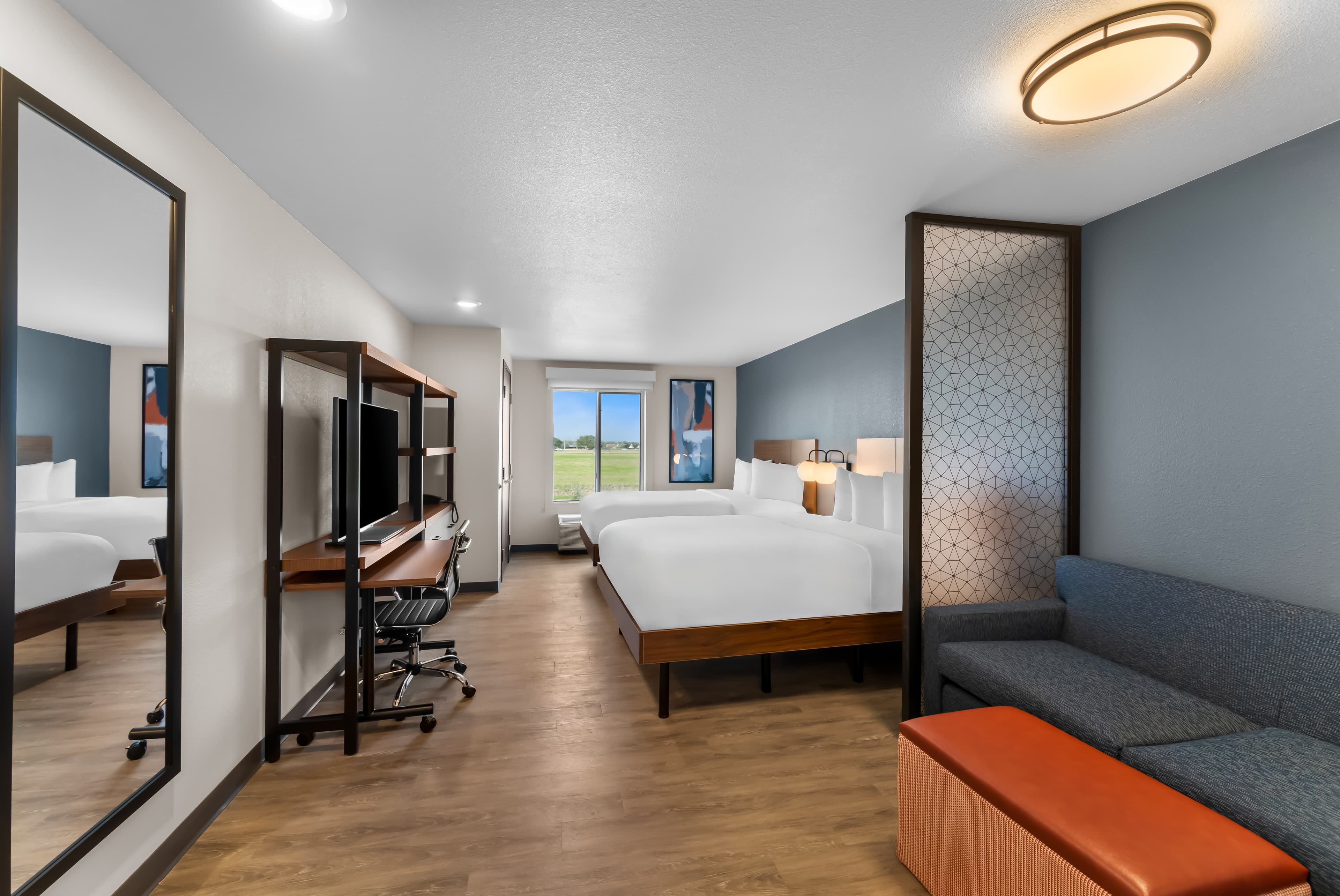 Everhome Suites Bastrop — 24