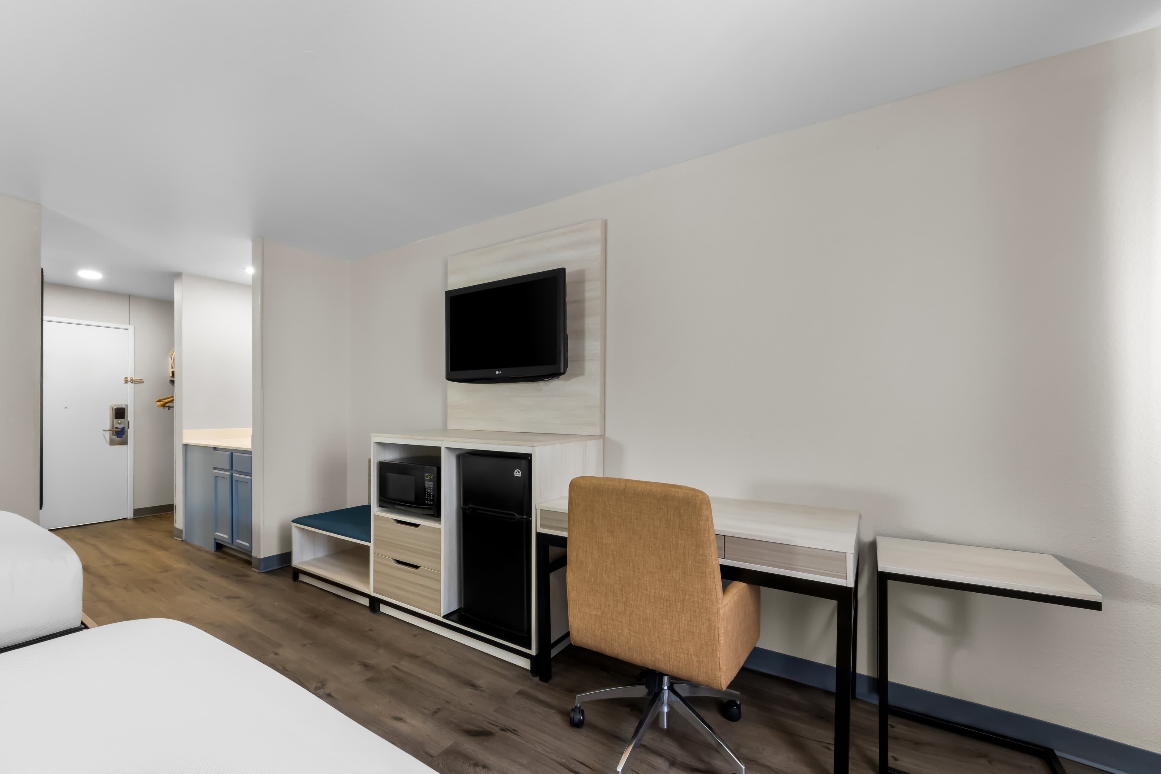 Park Inn by Radisson - Image 4