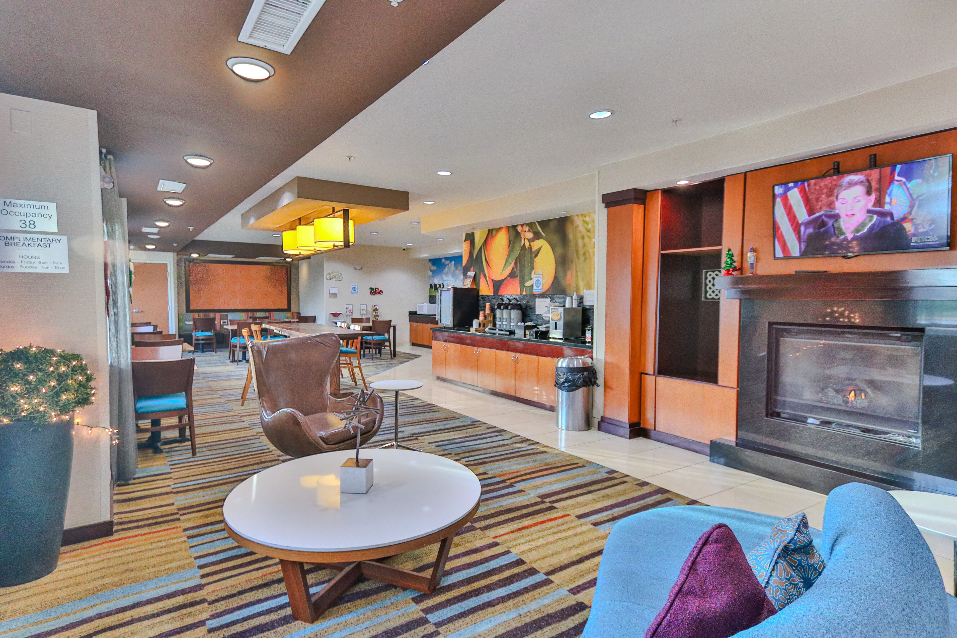 Comfort Inn & Suites Houston North - Spring - Image 1