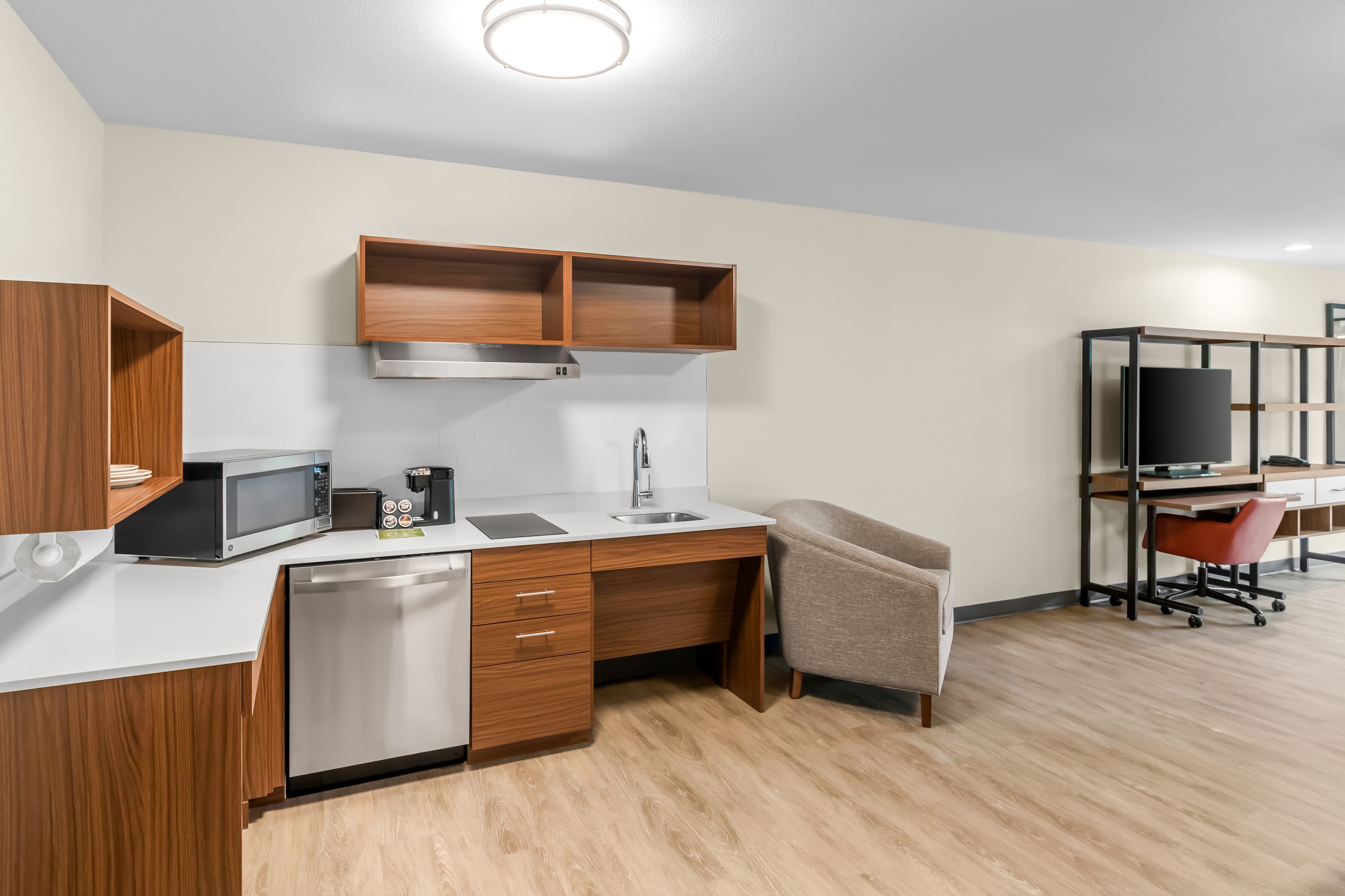 Everhome Suites Georgetown - Austin — 15