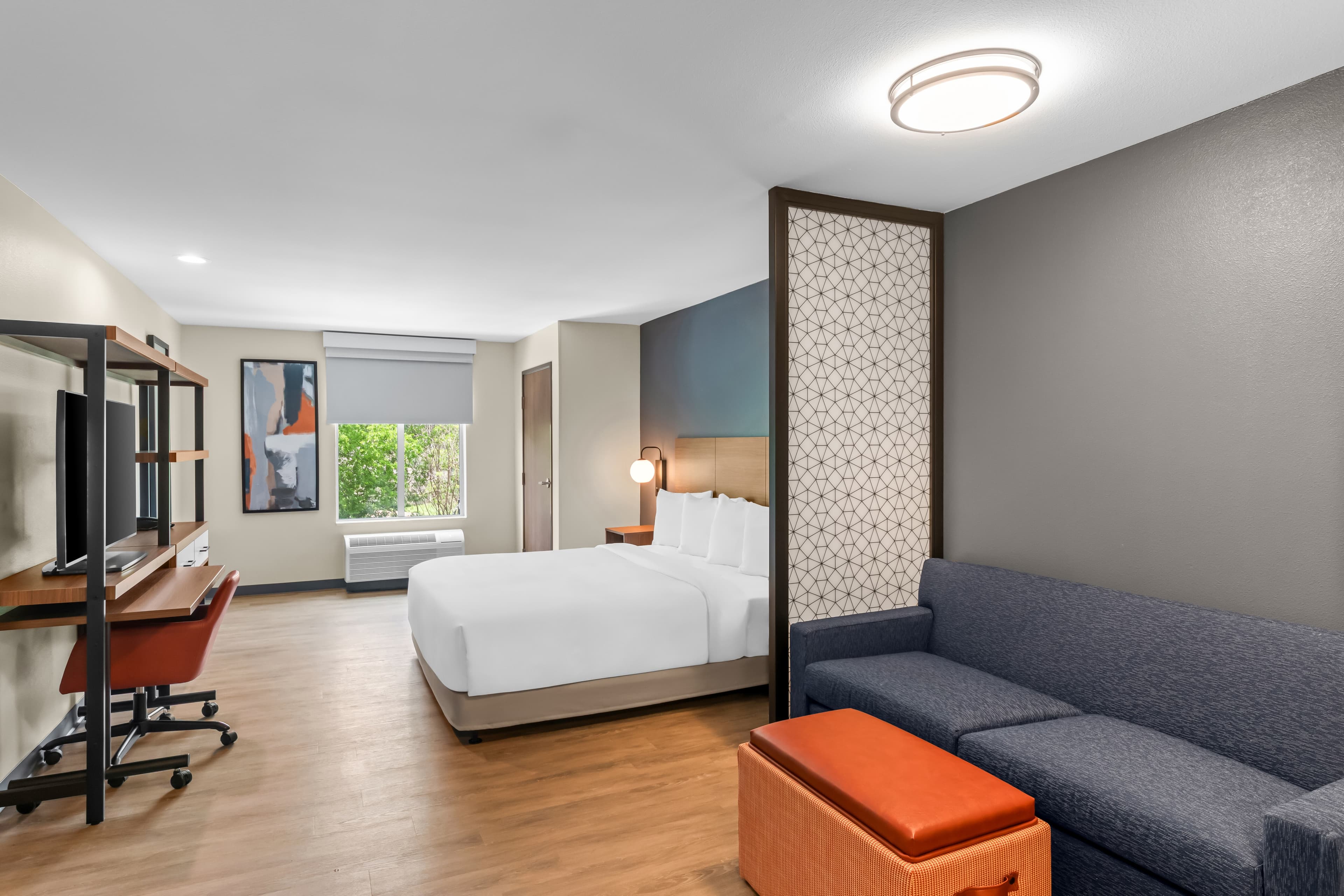 Everhome Suites Georgetown - Austin — 17