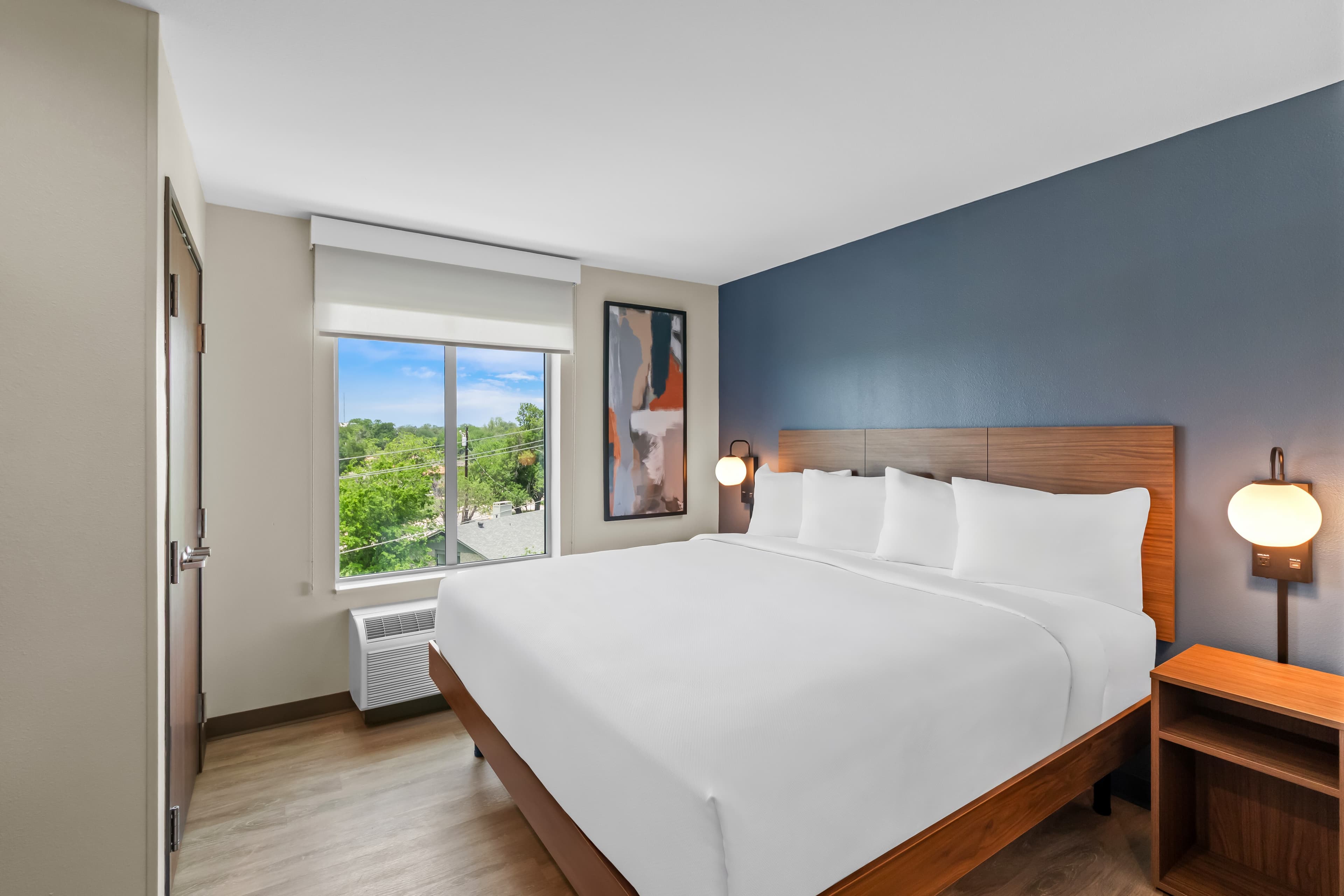 Everhome Suites Georgetown - Austin — 24