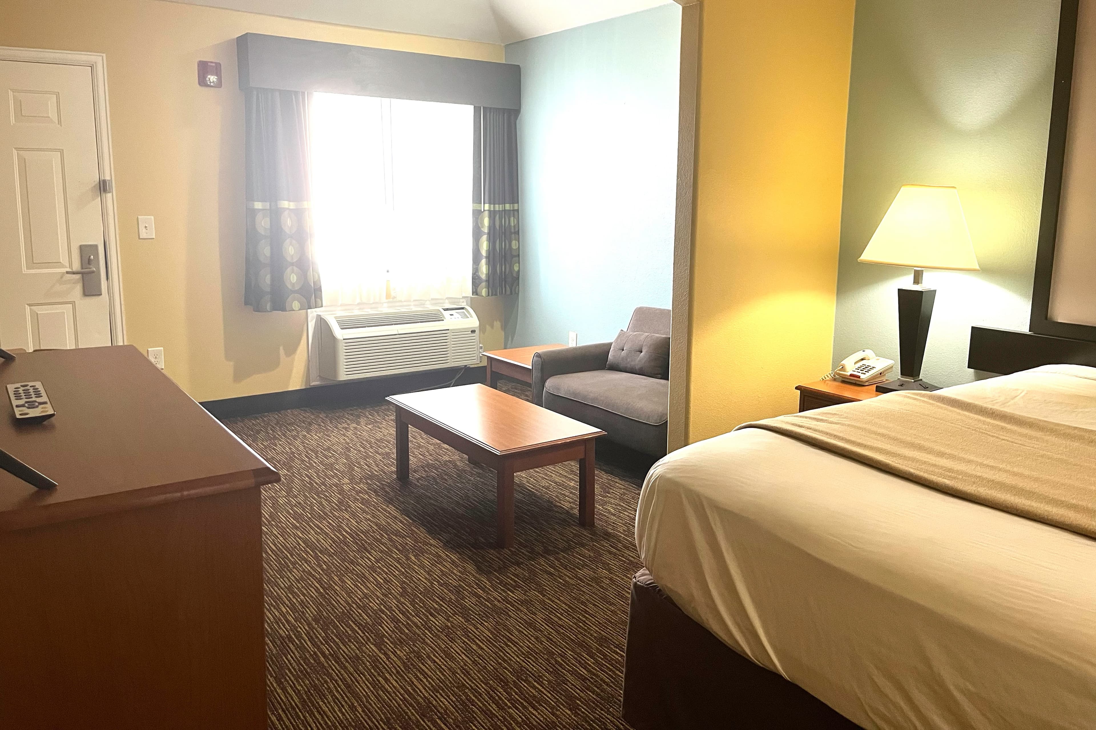 Quality Inn Montgomery - Lake Conroe — 2