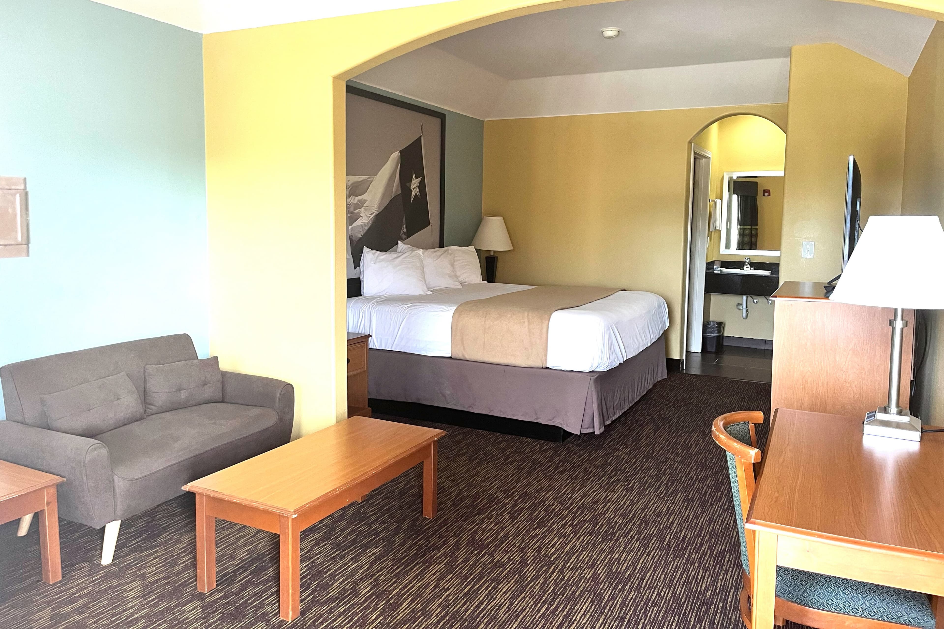 Quality Inn Montgomery - Lake Conroe — 3