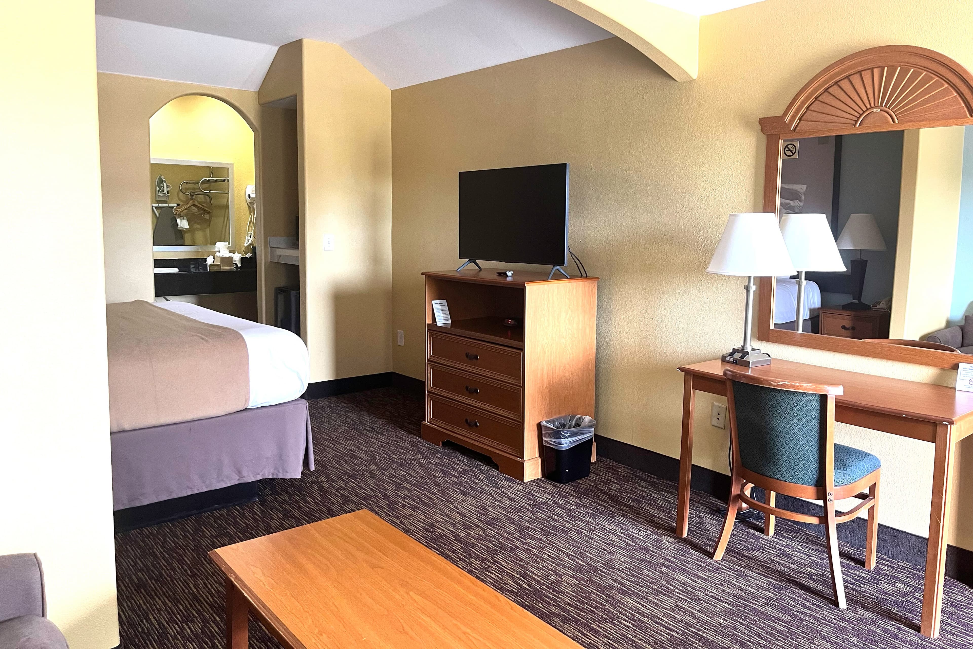 Quality Inn Montgomery - Lake Conroe — 4
