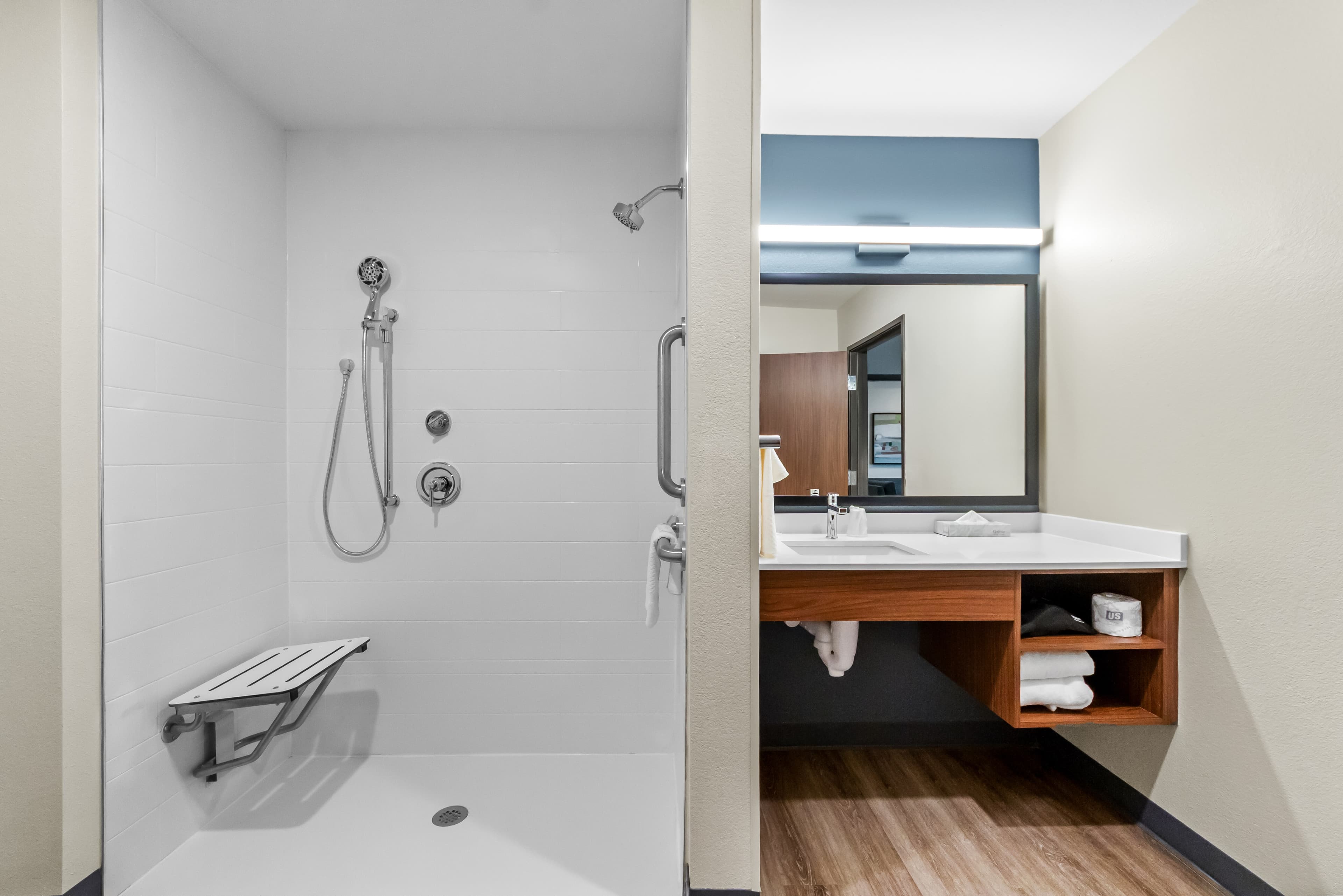 Everhome Suites San Antonio Lackland near Seaworld — 29