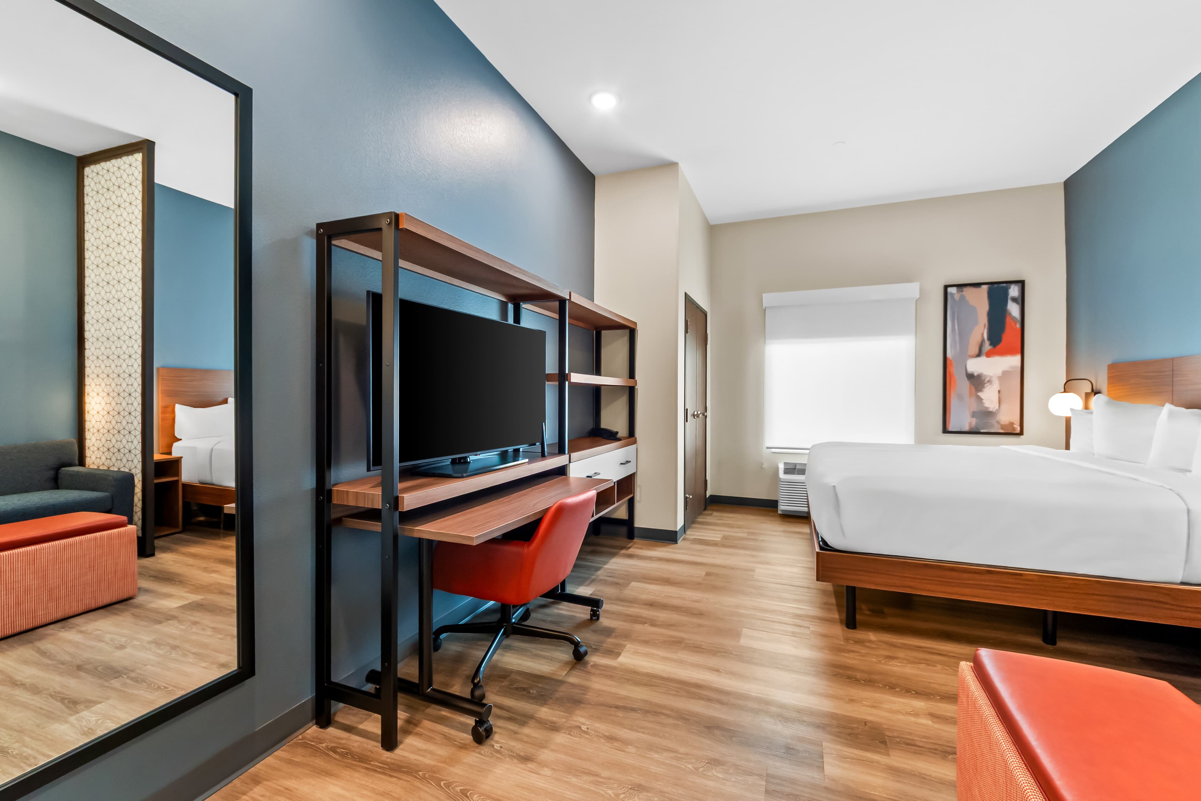 Everhome Suites San Antonio Lackland near Seaworld — 18