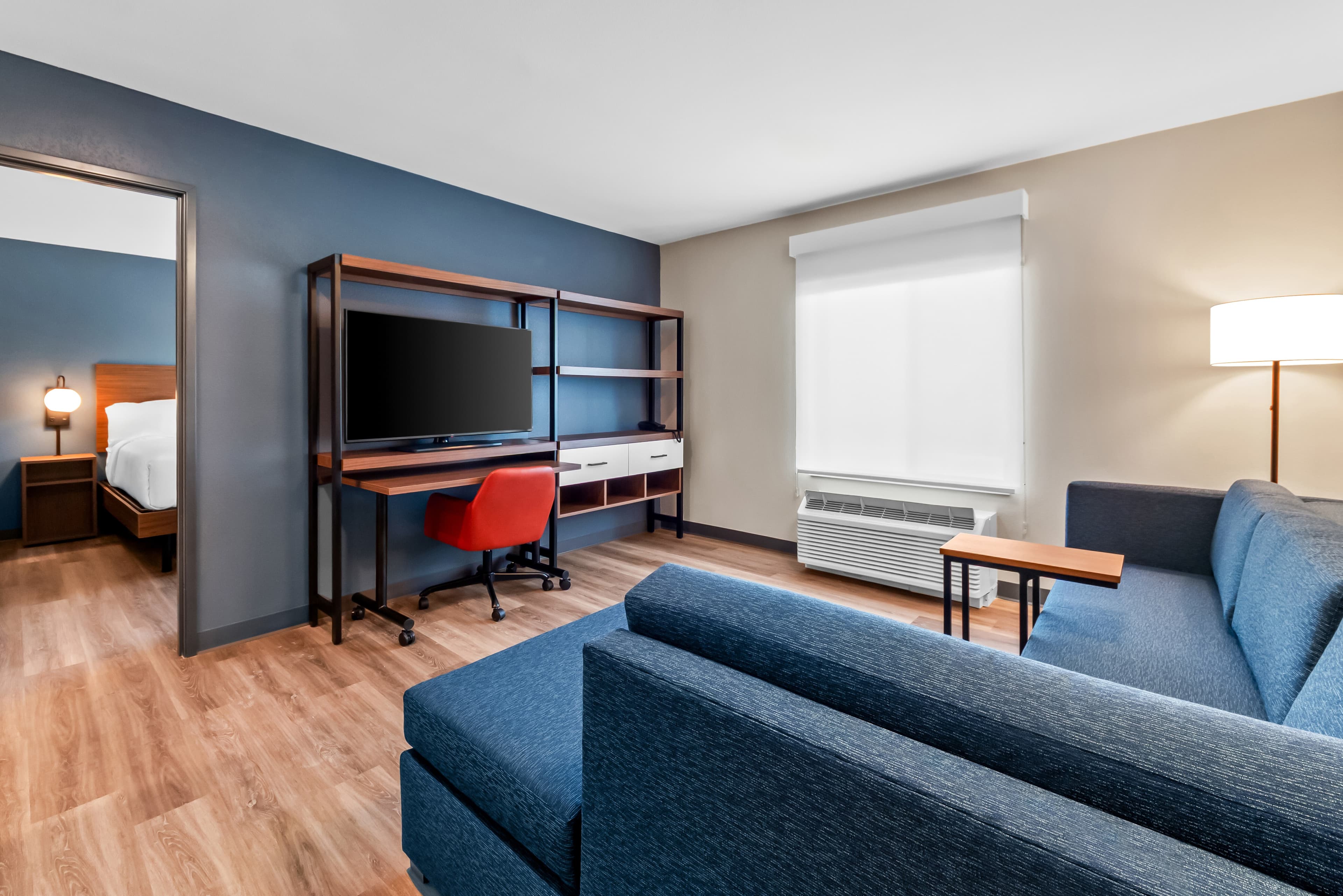 Everhome Suites San Antonio Lackland near Seaworld — 31