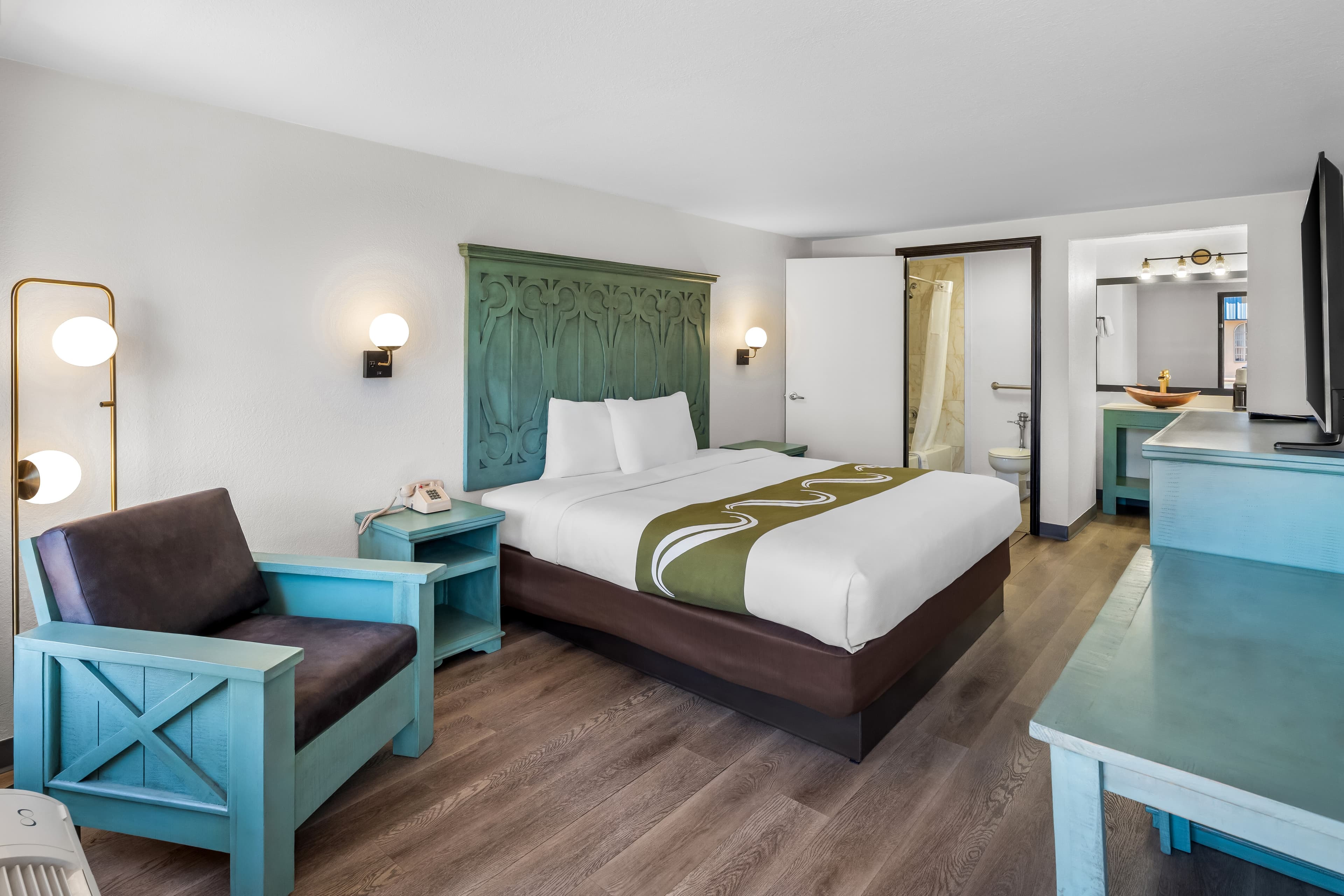 Rodeway Inn Llano — 8