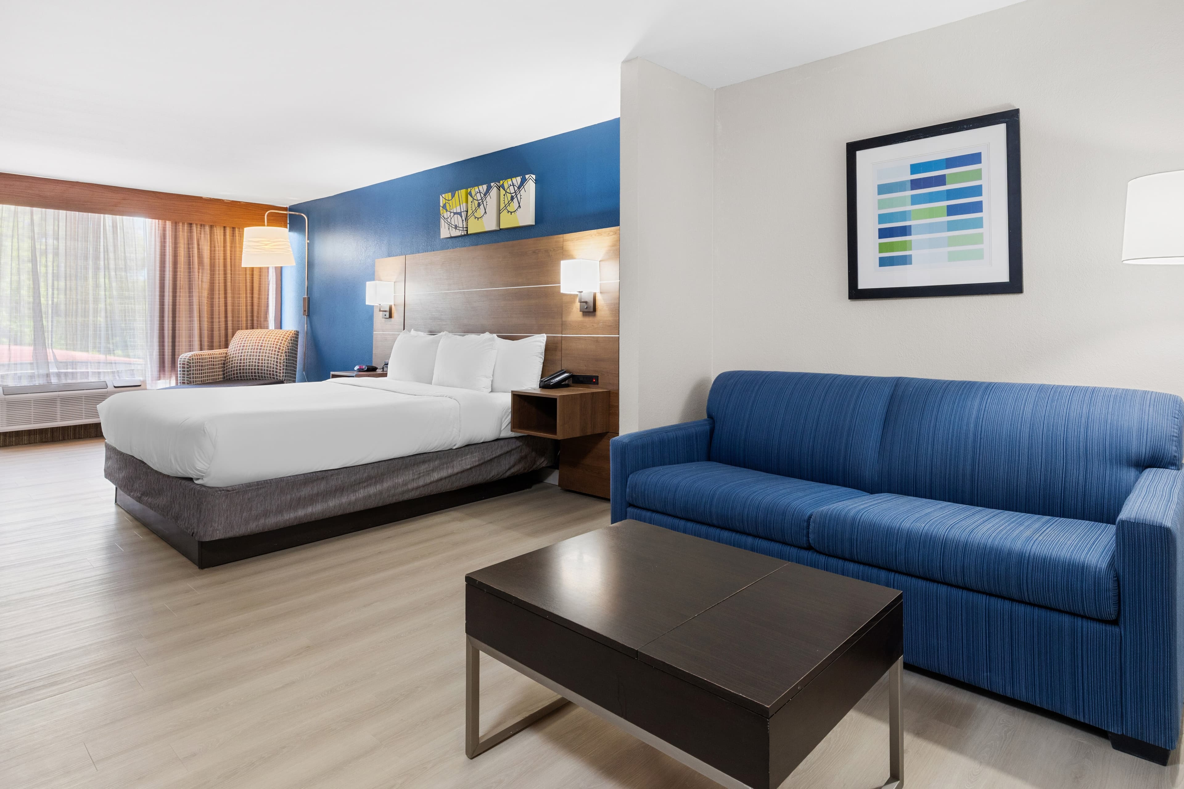 Comfort Inn & Suites Tyler North — 12