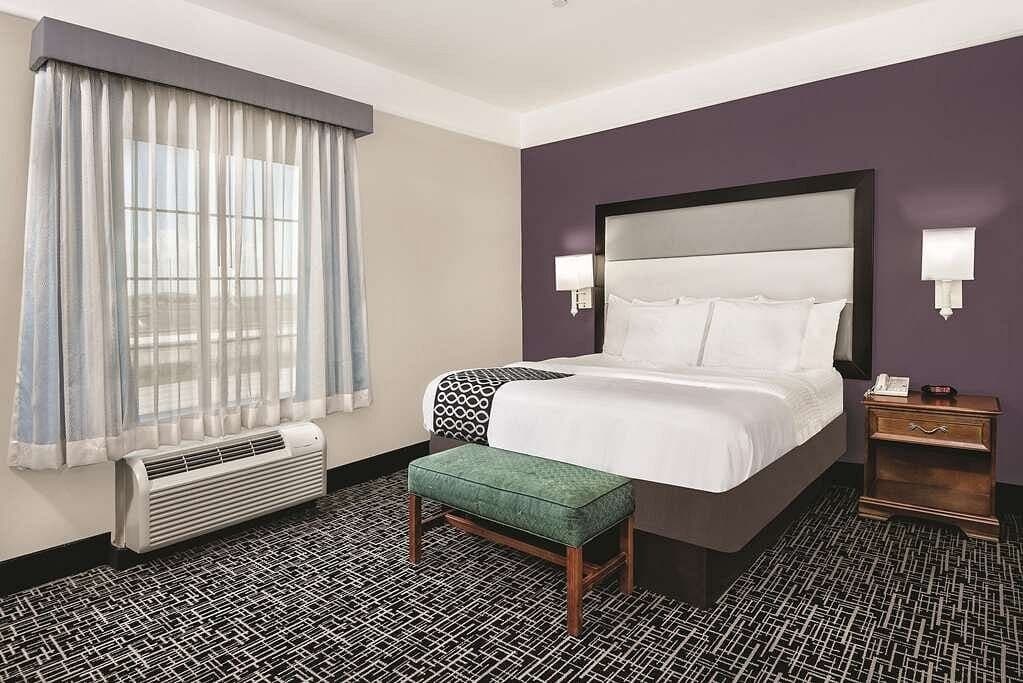 Vista Del Sol Hotel - Rosenberg — 19