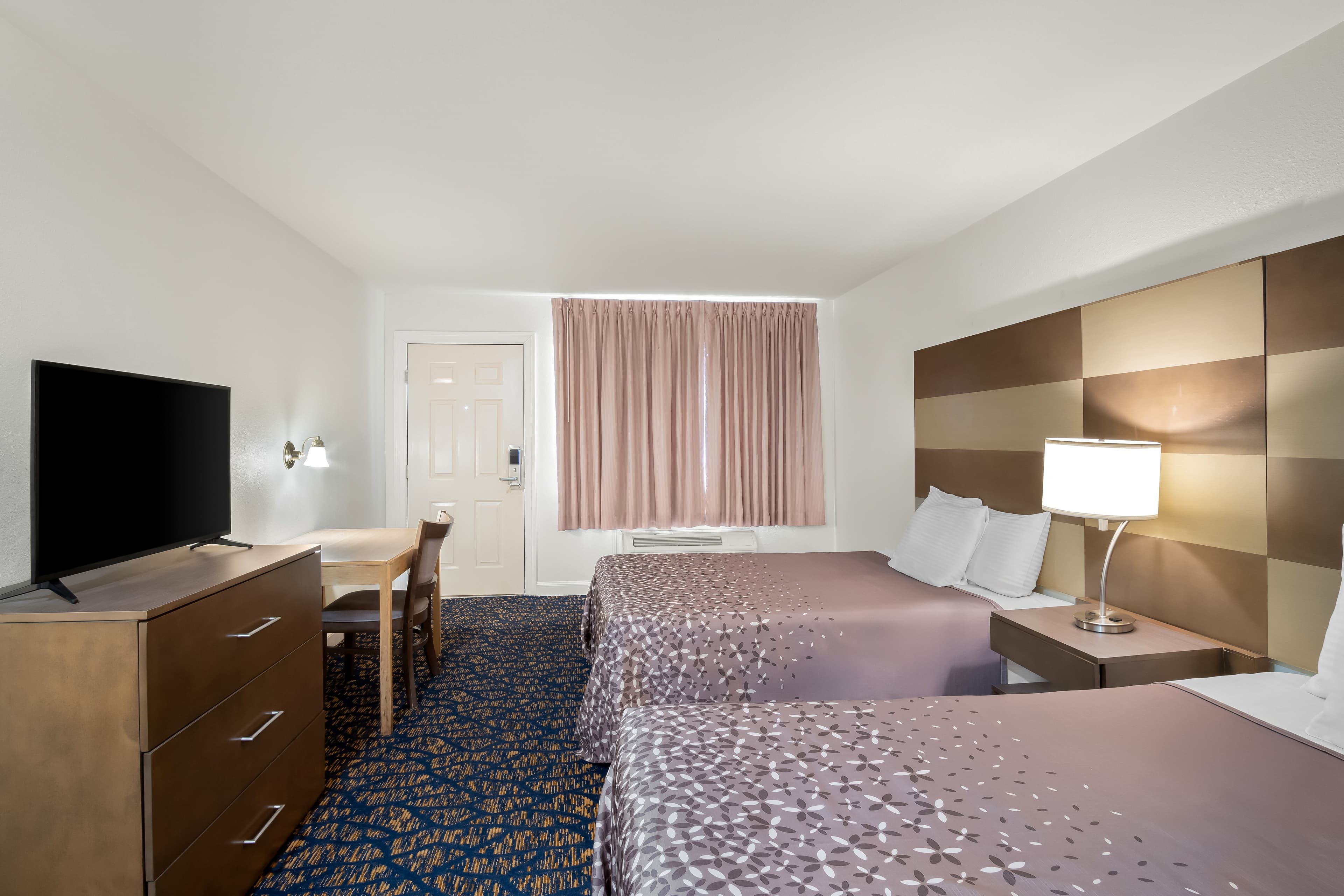 Rodeway Inn Garland Harbor Point — 14