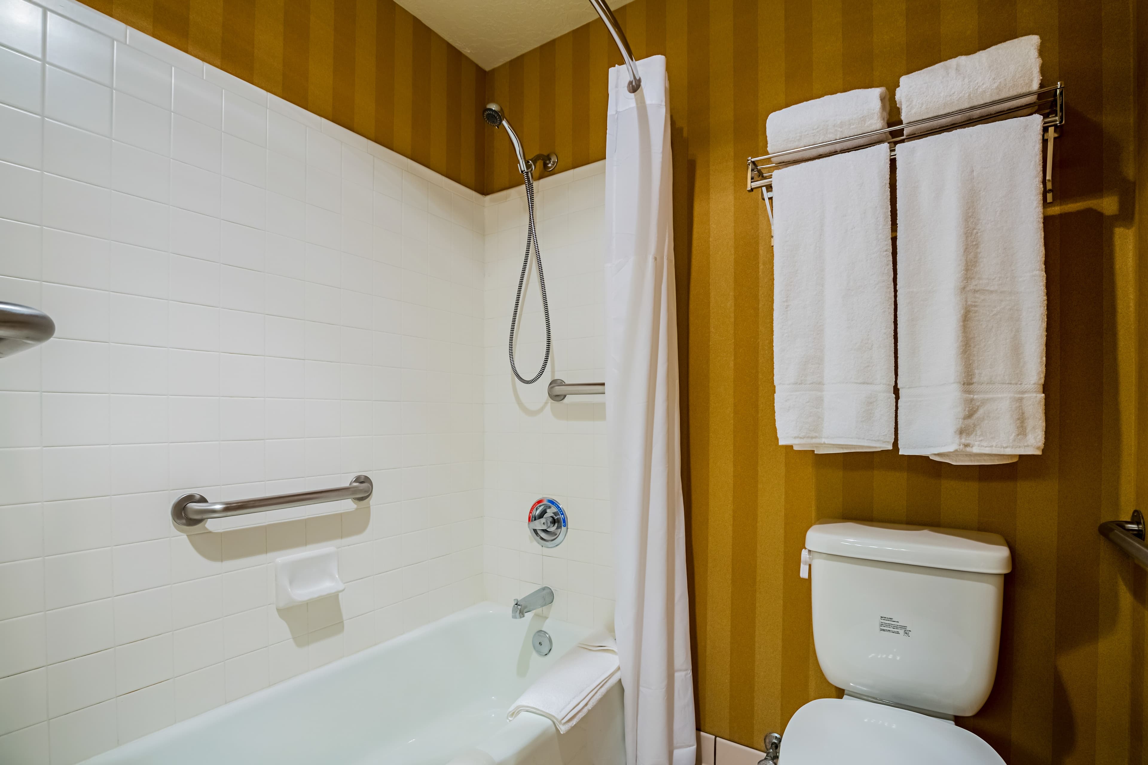 Clarion Suites St George - Convention Center Area — 6