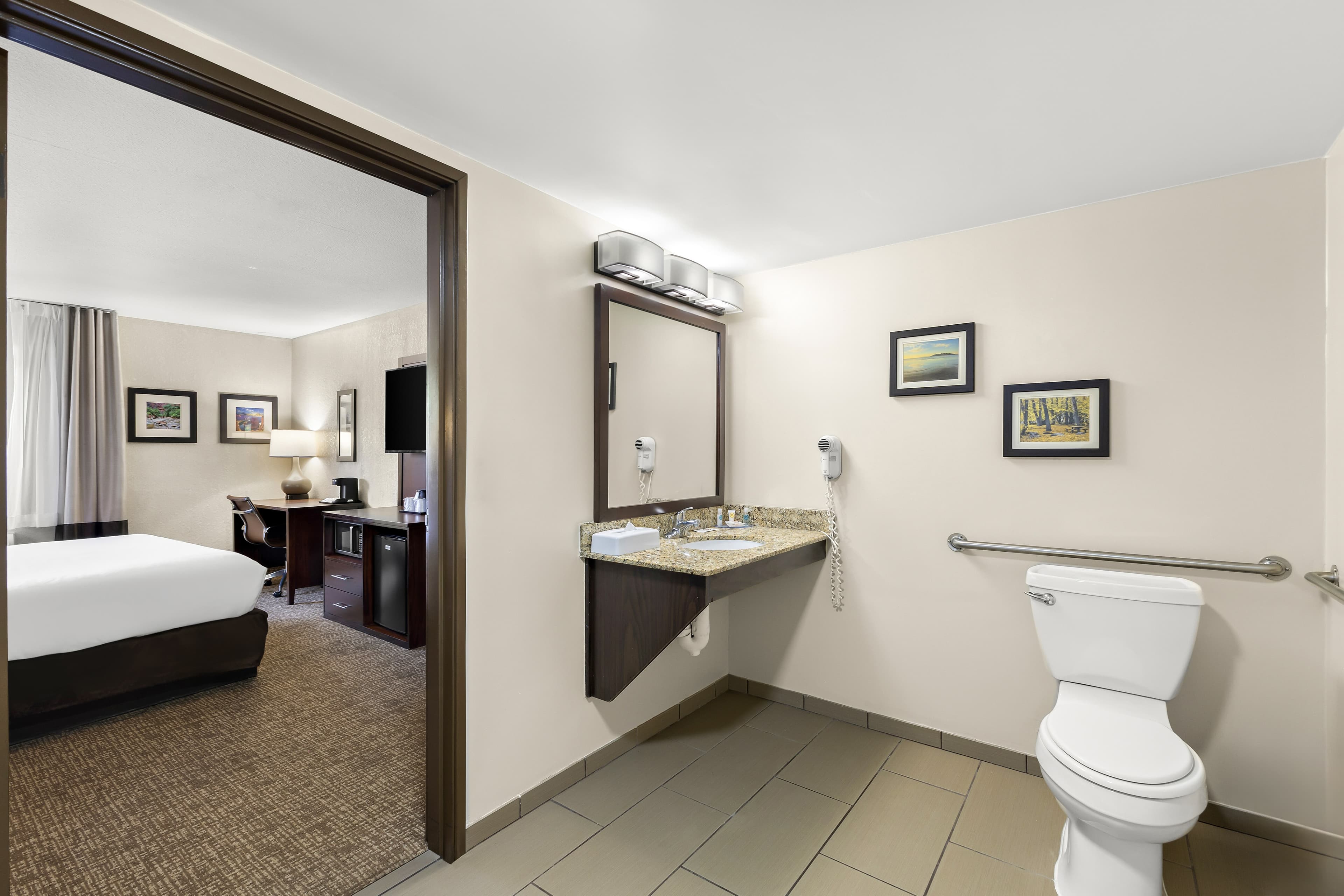 Comfort Inn Layton - Salt Lake City - Image 4