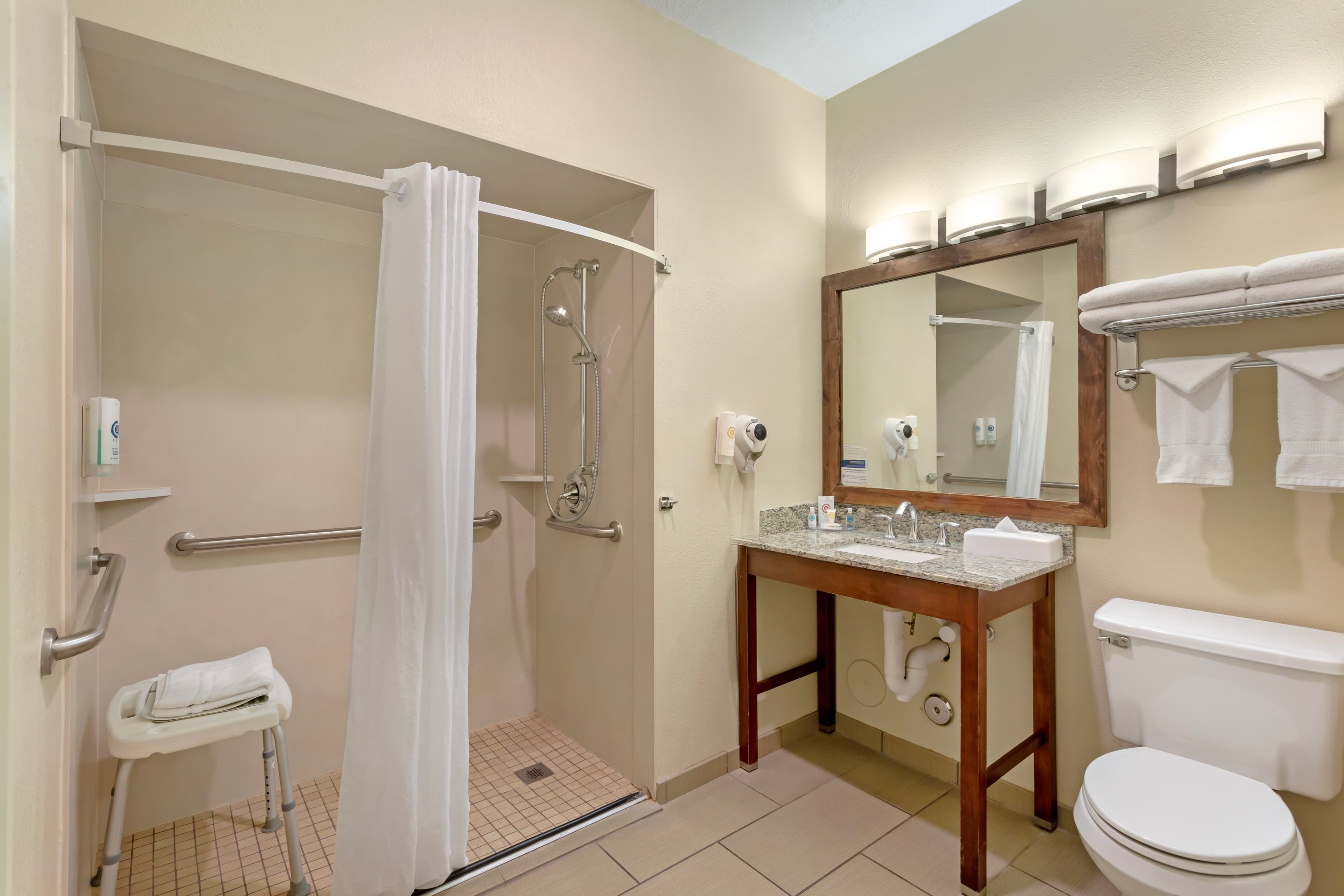 Comfort Inn Richfield I-70 — 13