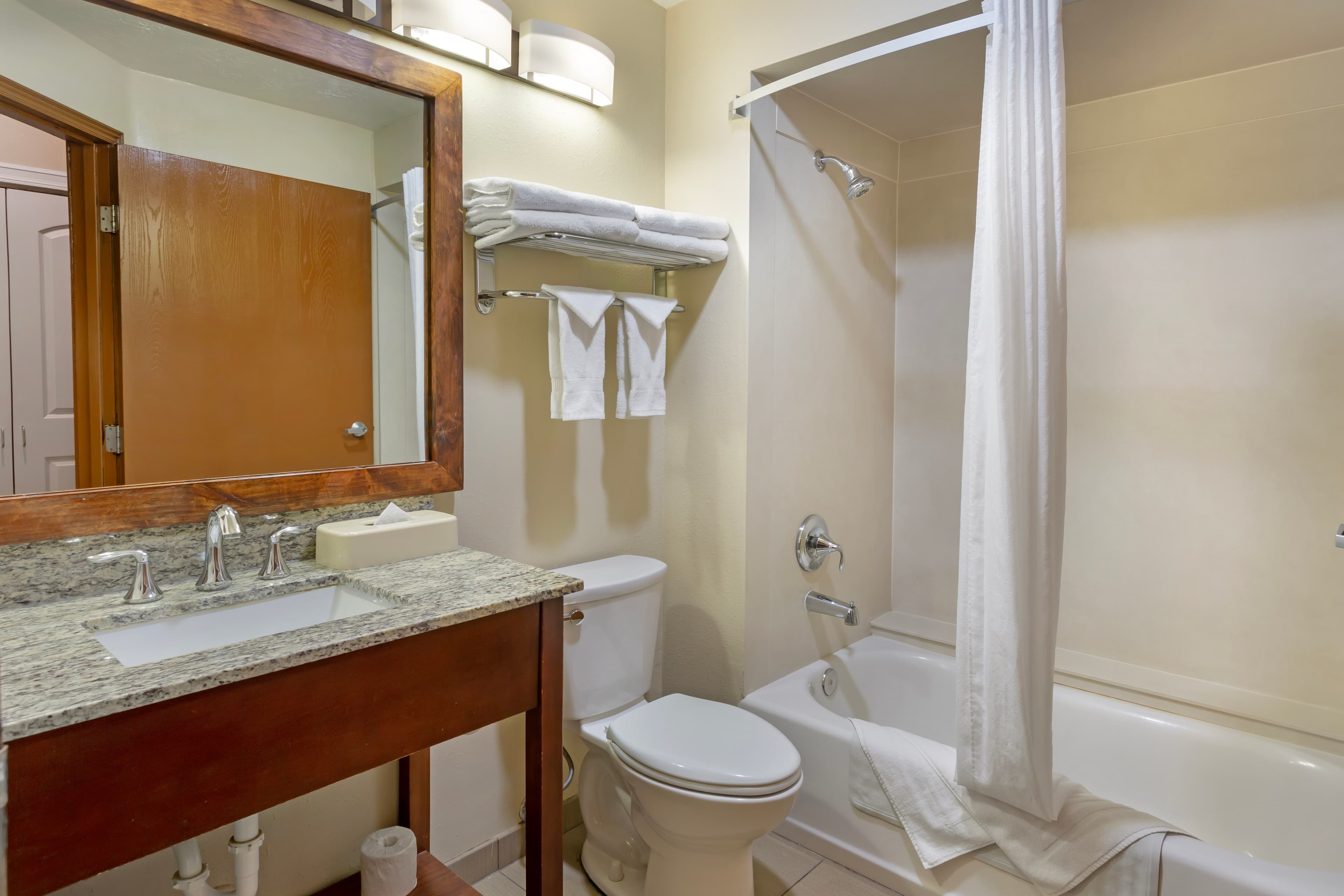 Comfort Inn Richfield I-70 — 17