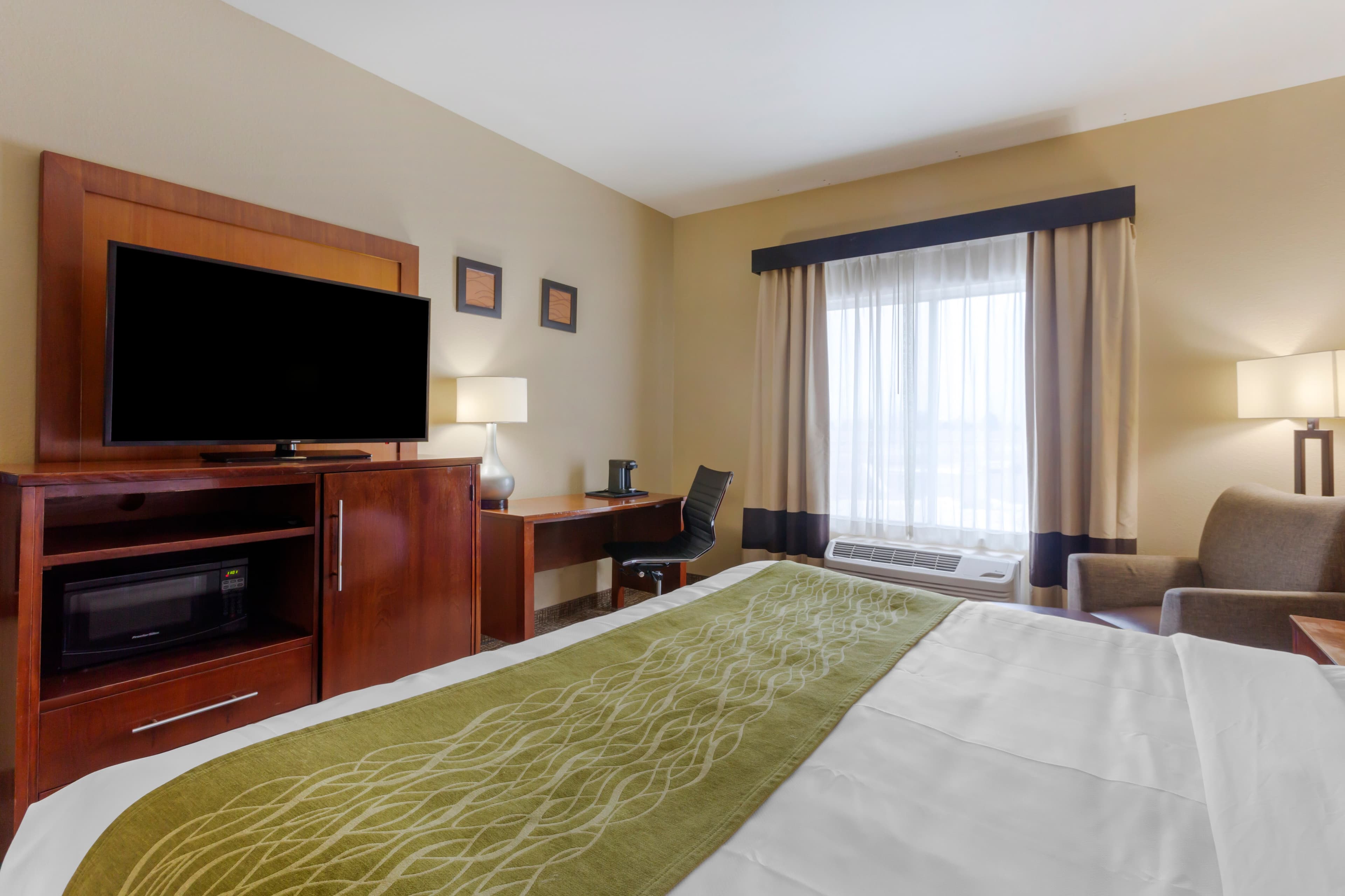 Comfort Inn & Suites Woods Cross - Salt Lake City North - Image 3