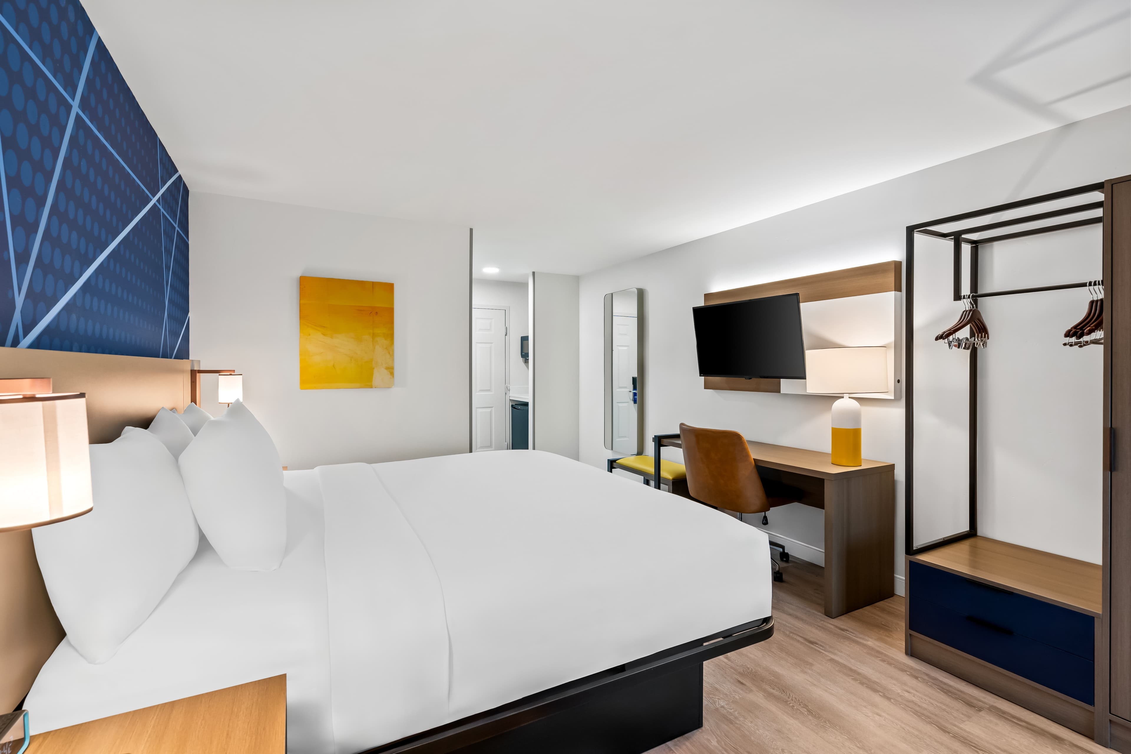 Comfort Inn & Suites Salt Lake City I-80 I-15 Downtown — 4