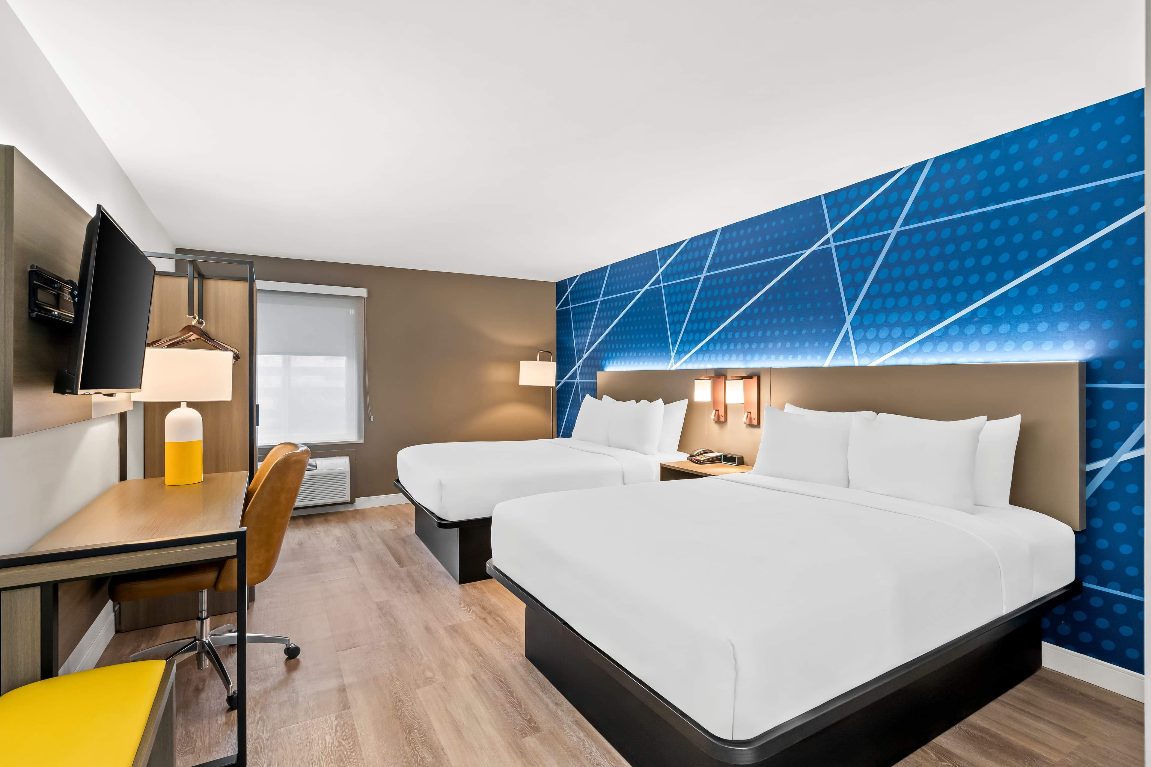 Comfort Inn & Suites Salt Lake City I-80 I-15 Downtown — 10