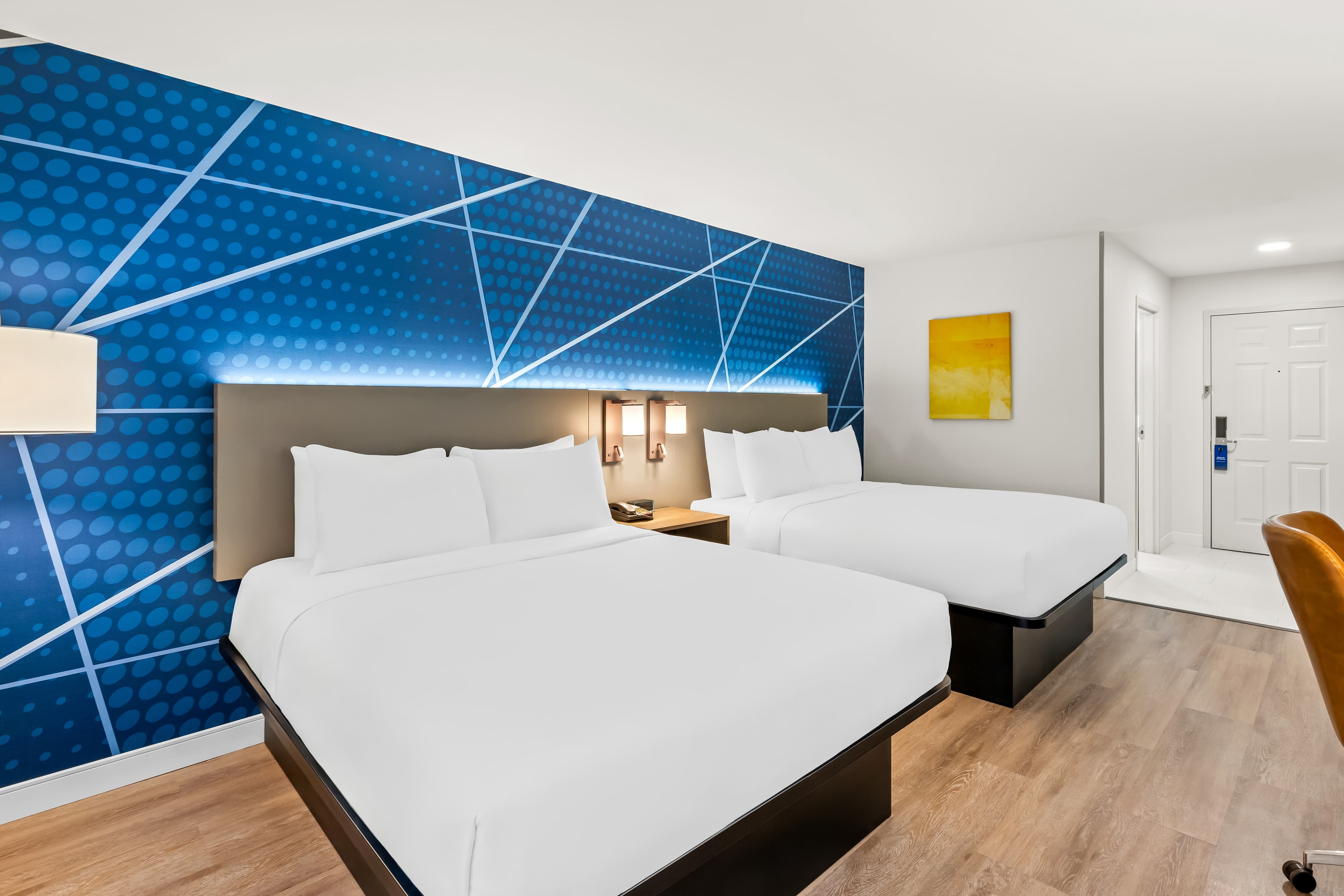 Comfort Inn & Suites Salt Lake City I-80 I-15 Downtown — 12