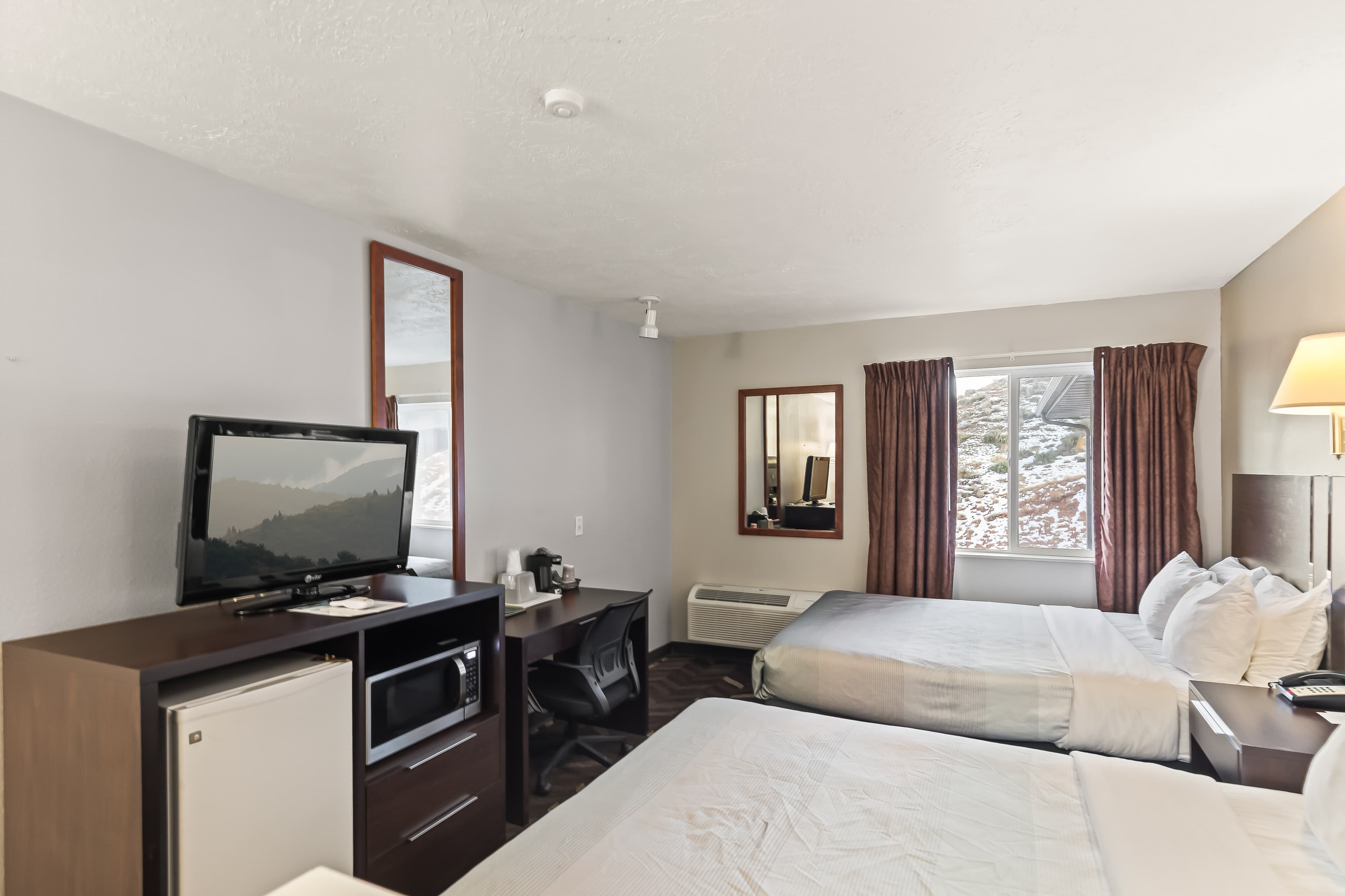 Quality Inn & Suites Salina National Forest Area - Image 5