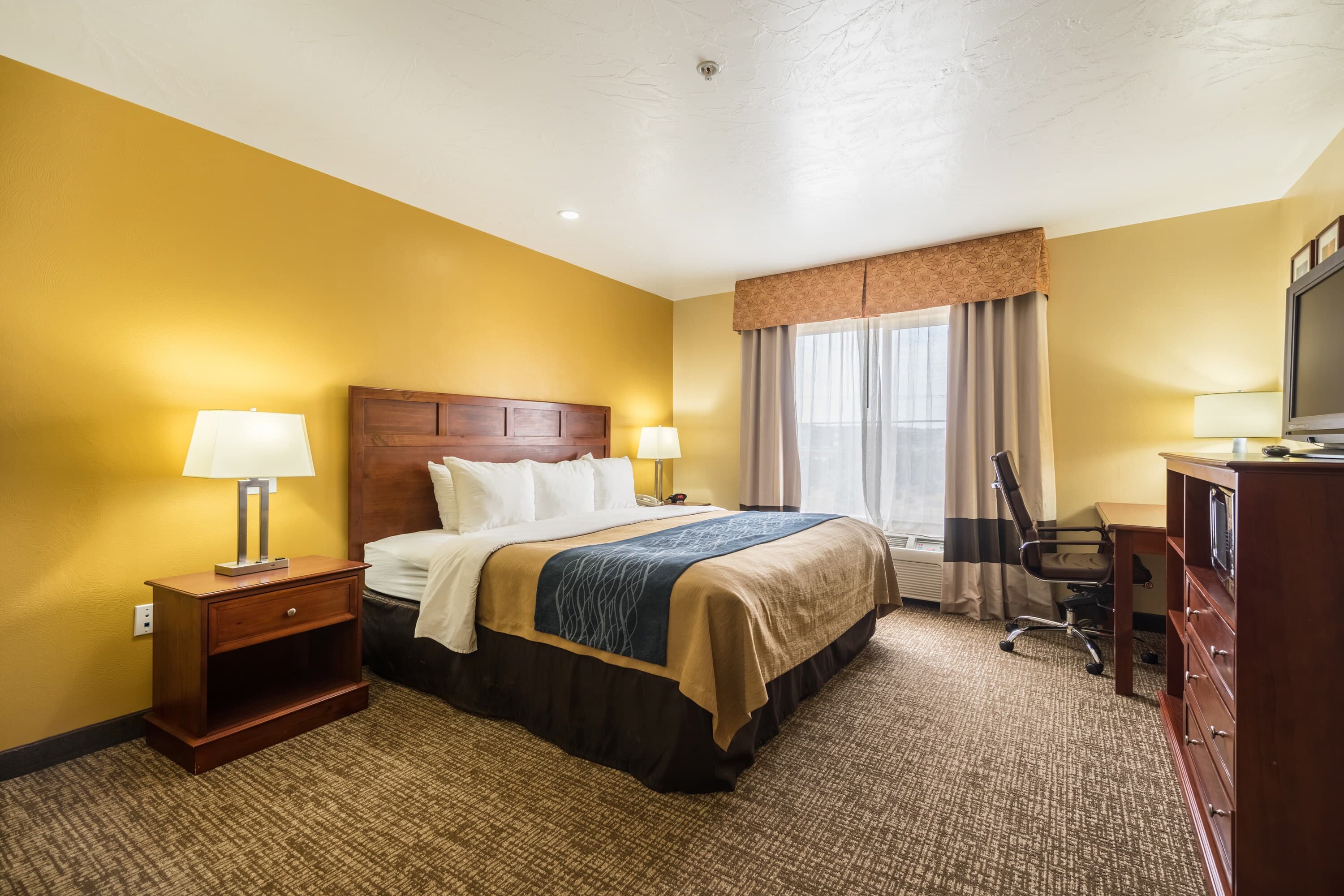 Comfort Inn & Suites Cedar City South - Image 2