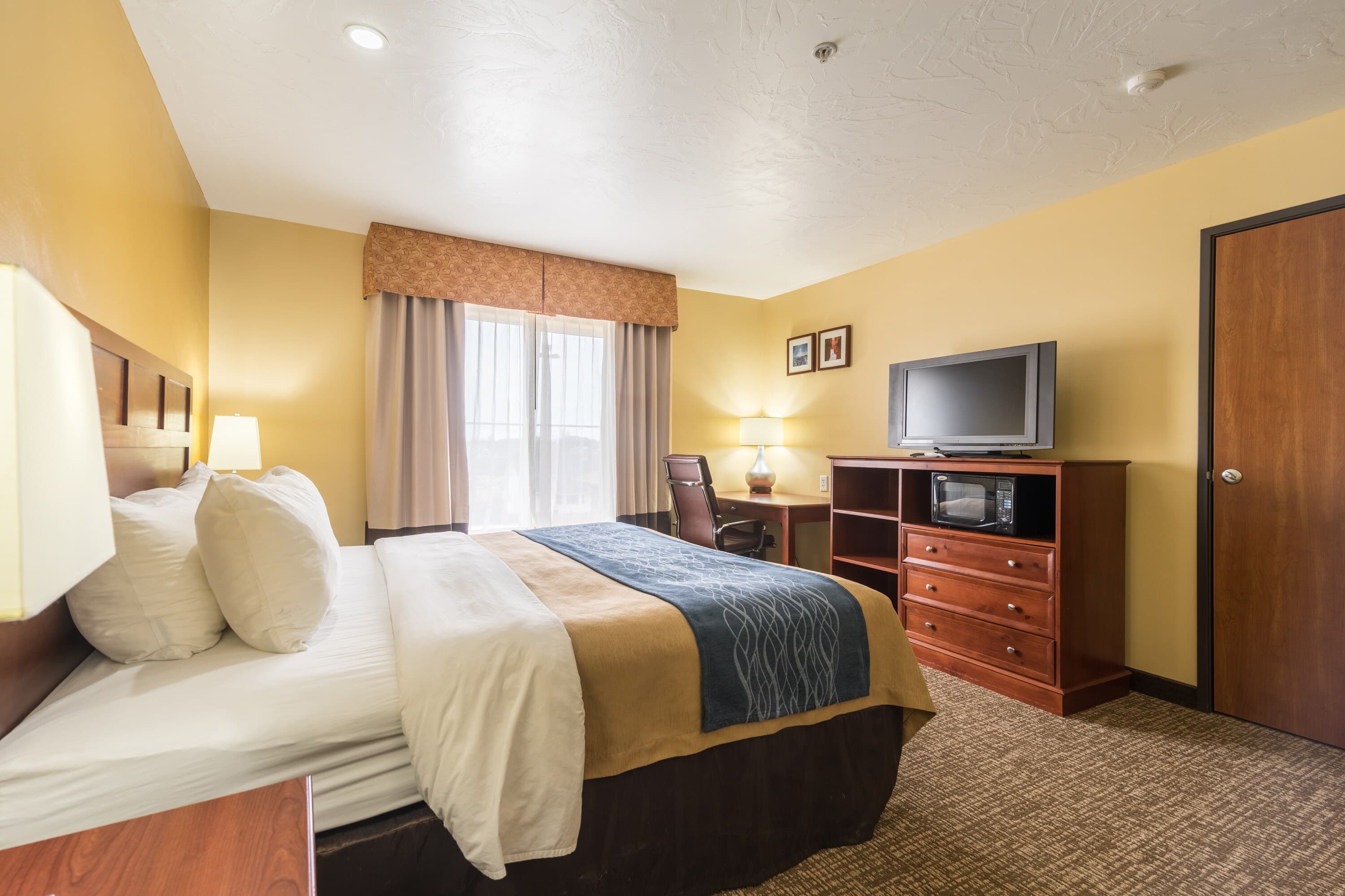 Comfort Inn & Suites Cedar City South - Image 3