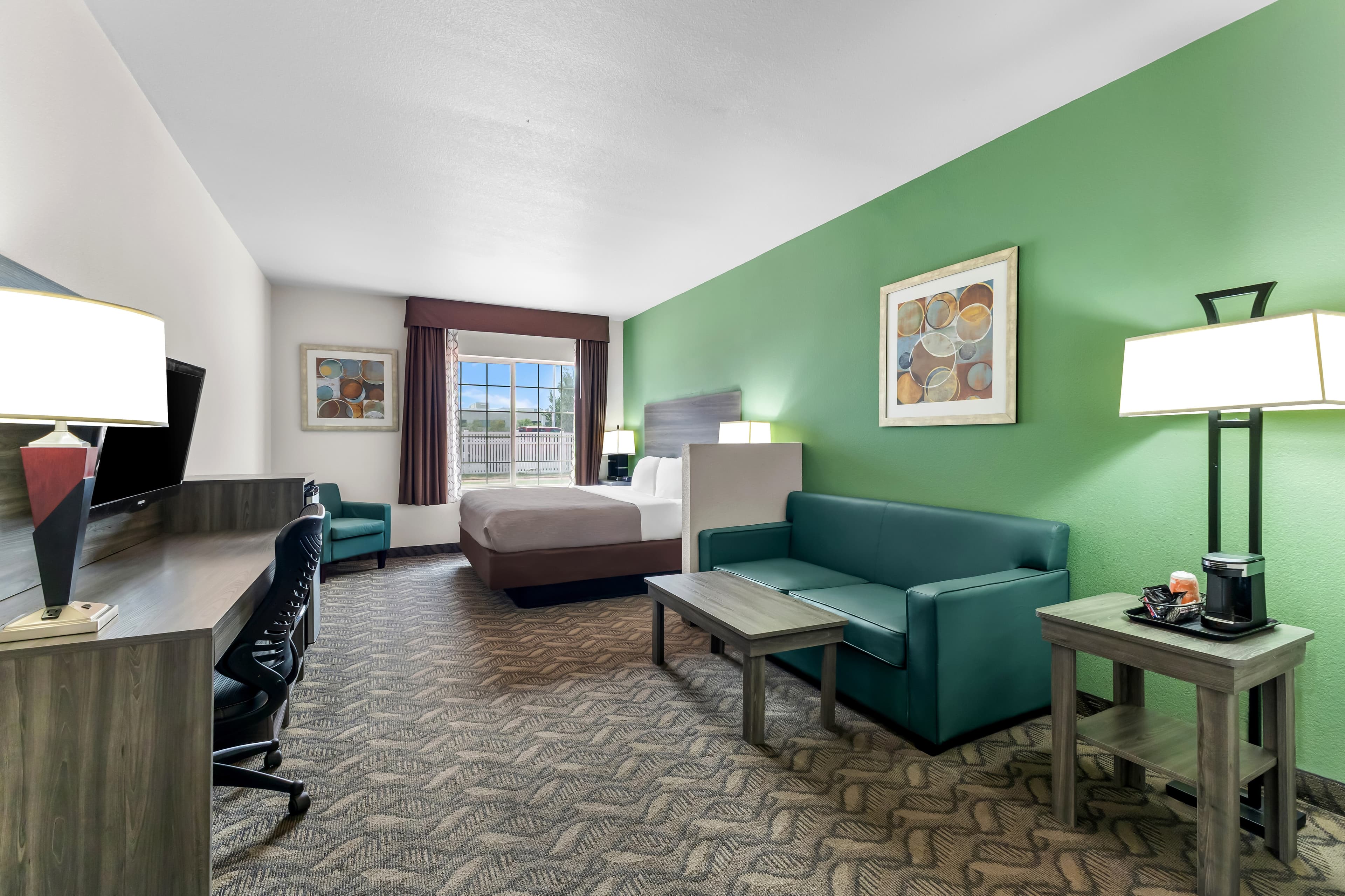 Quality Inn & Suites Salt Lake City Airport West - Image 2