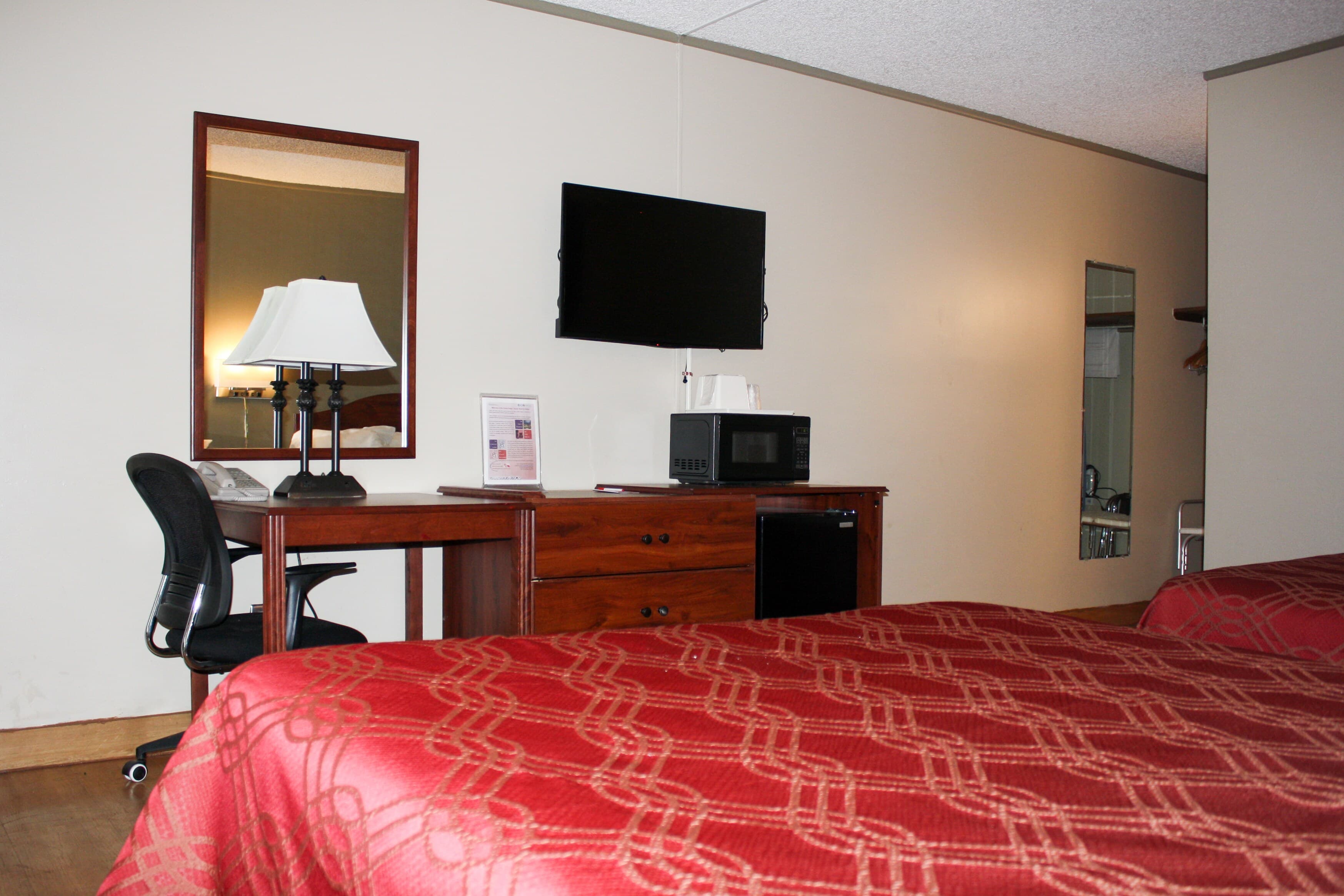 Econo Lodge Salina Scenic Route 89 & I-70 - Image 3