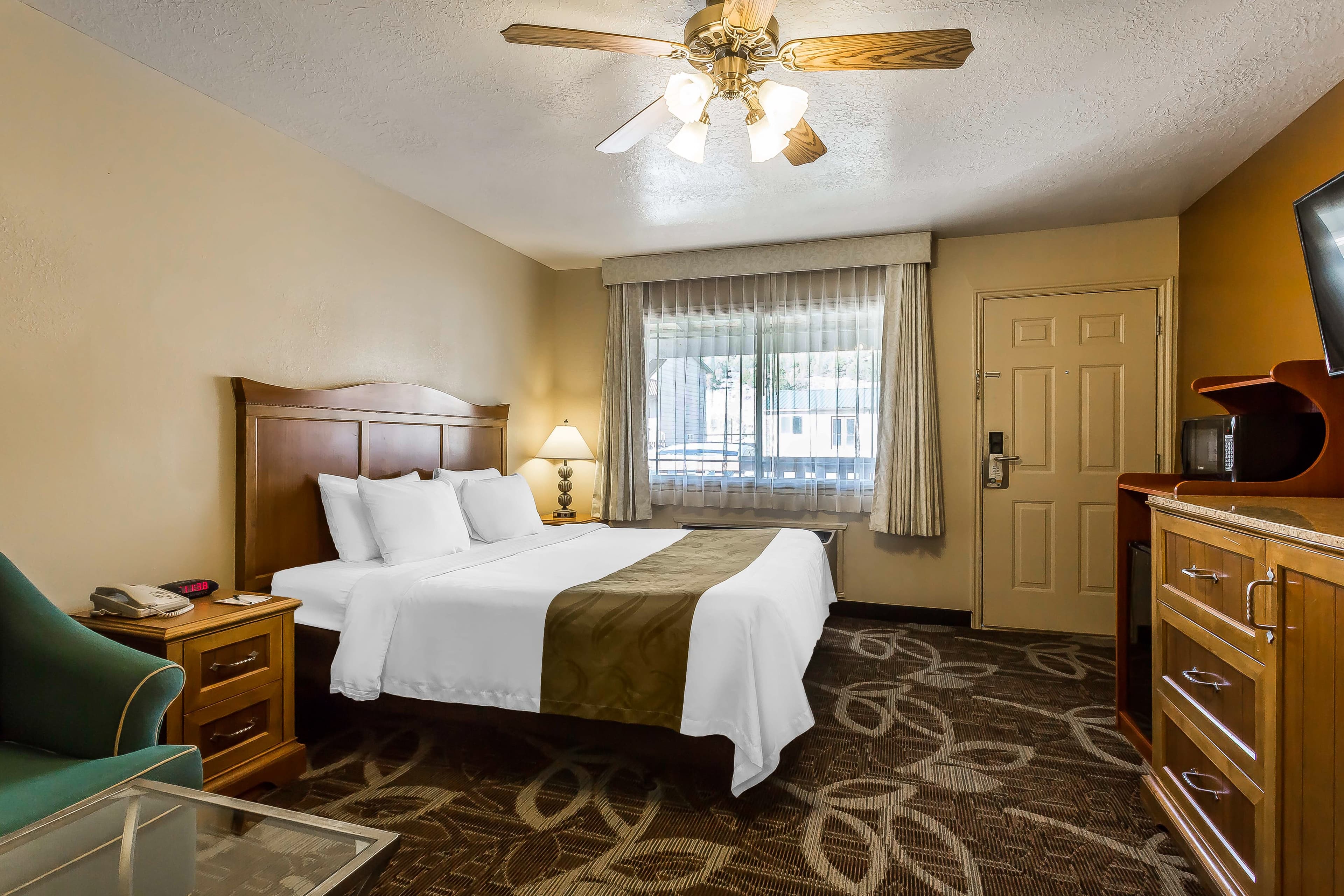 Quality Inn Panguitch near Bryce Canyon — 9