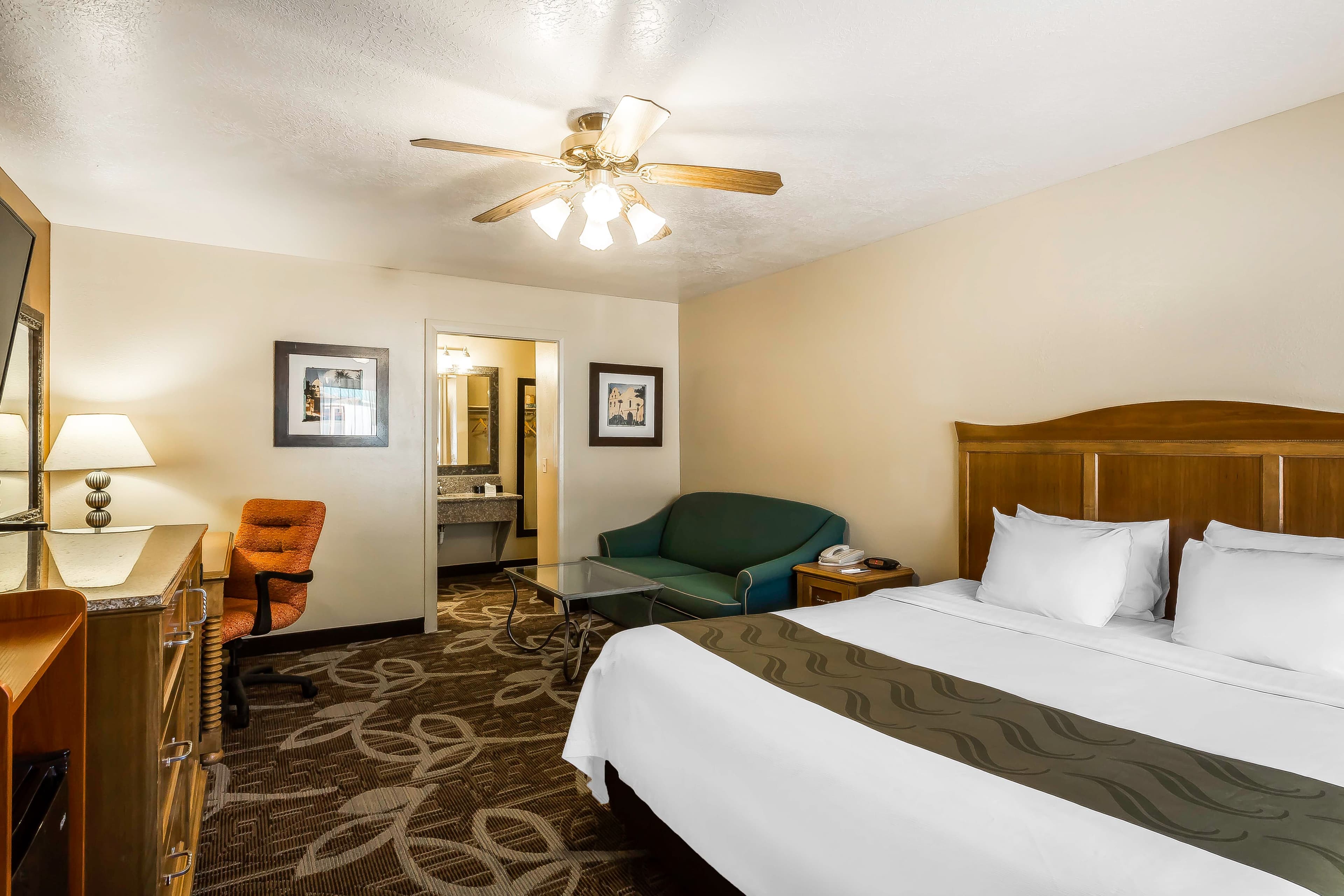 Quality Inn Panguitch near Bryce Canyon — 11